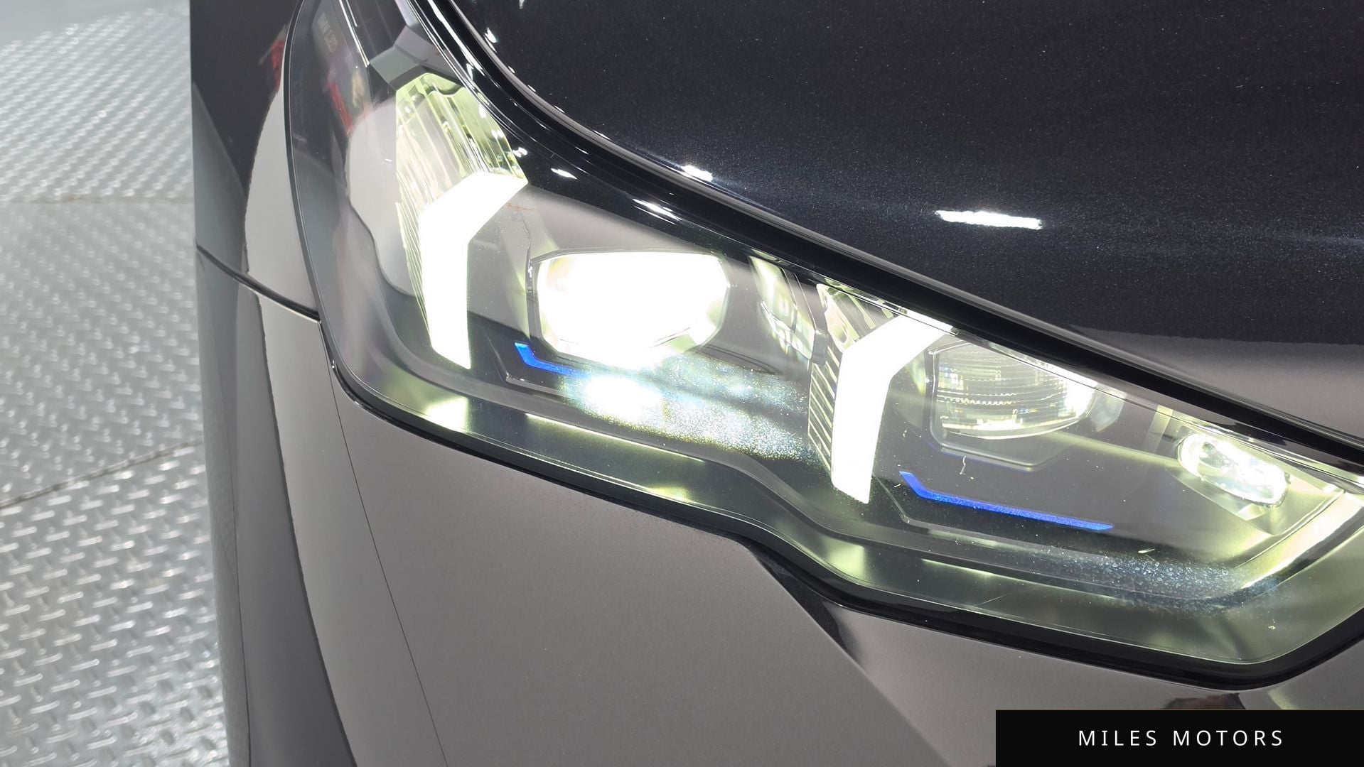 BMW 5 Series (G60) 2025 — миниатюра 8