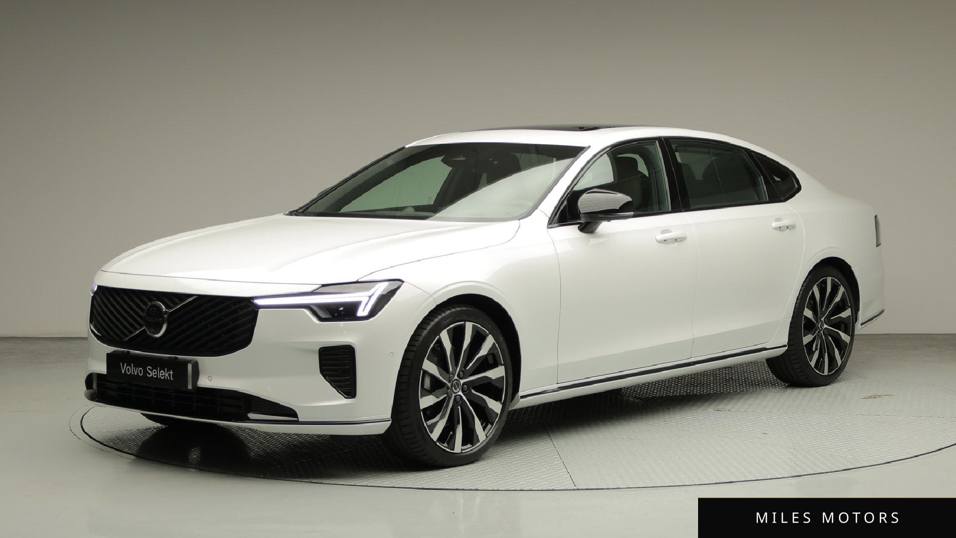 Volvo S90 2026