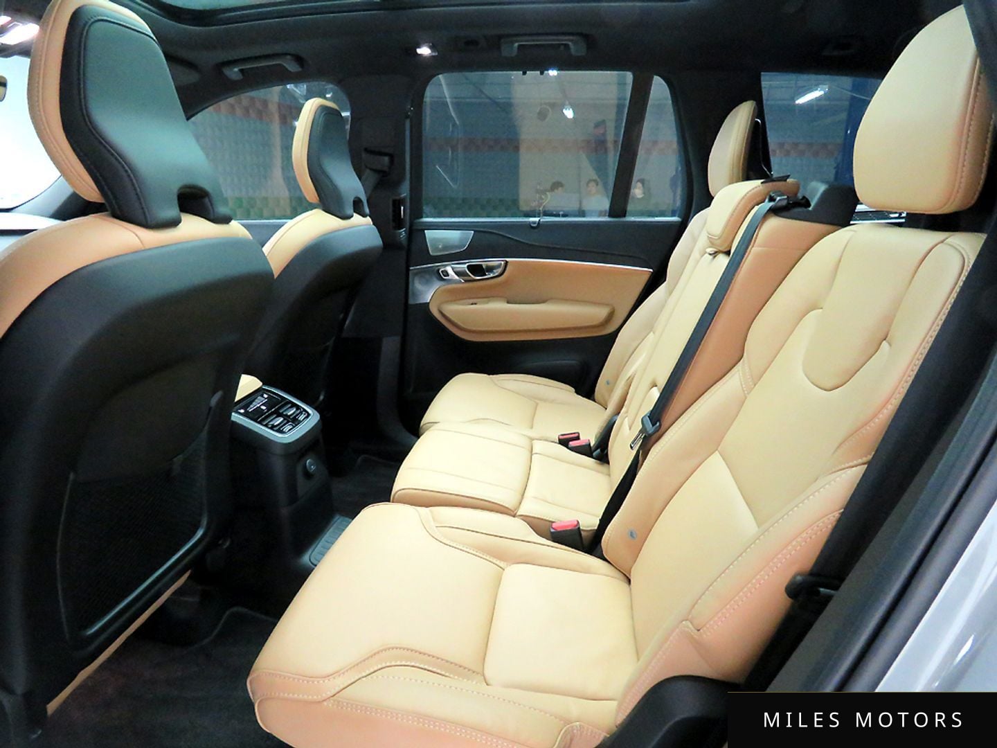 Volvo XC90 2024 — миниатюра 9