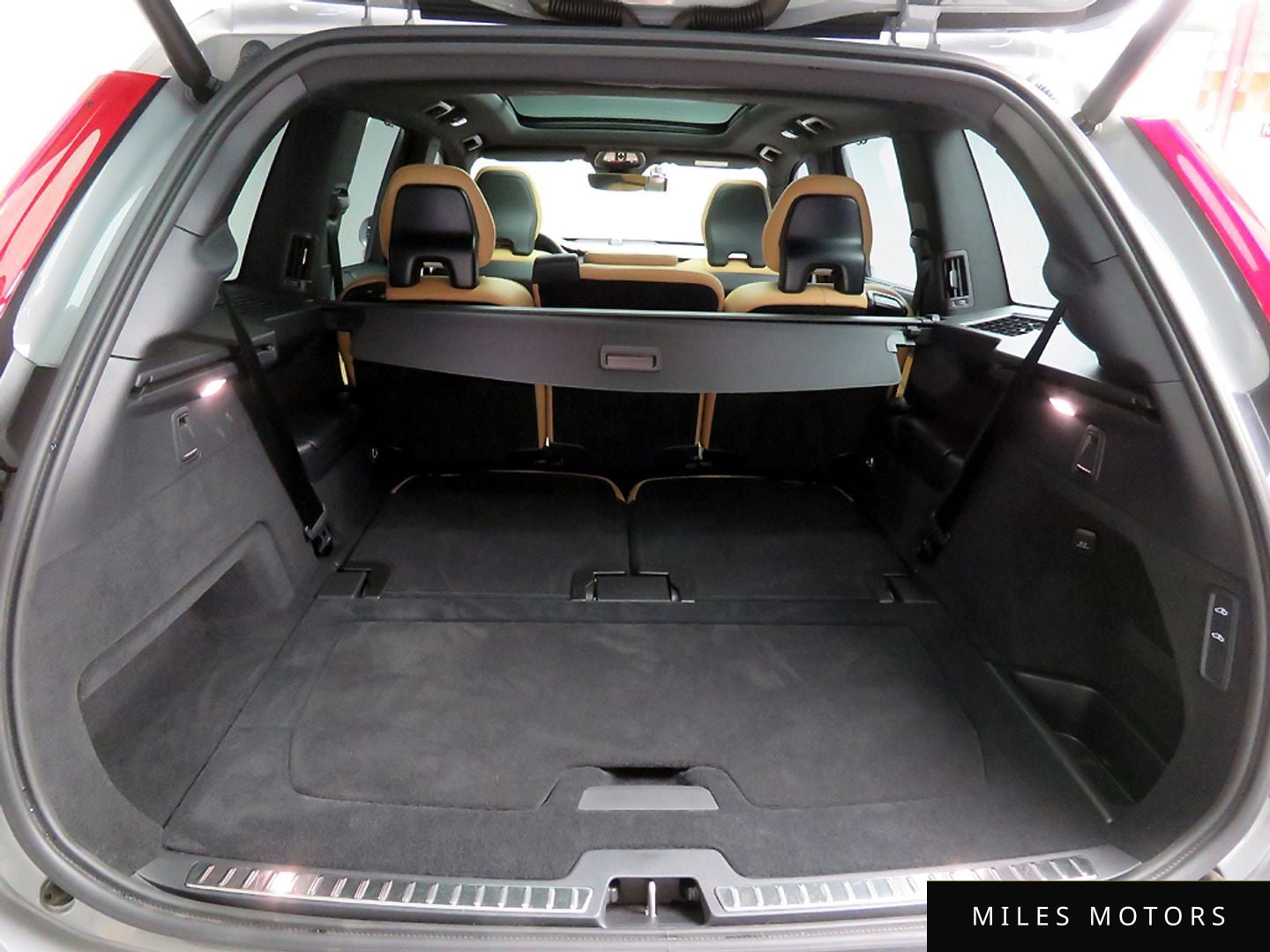 Volvo XC90 2024 — миниатюра 11