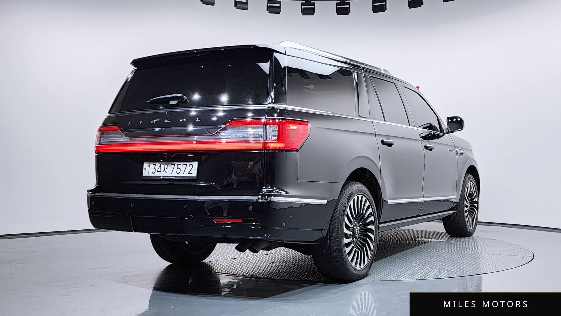 Lincoln Navigator 2020 — миниатюра 2