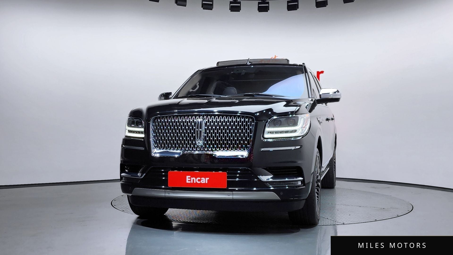 Lincoln Navigator 2020 — миниатюра 3
