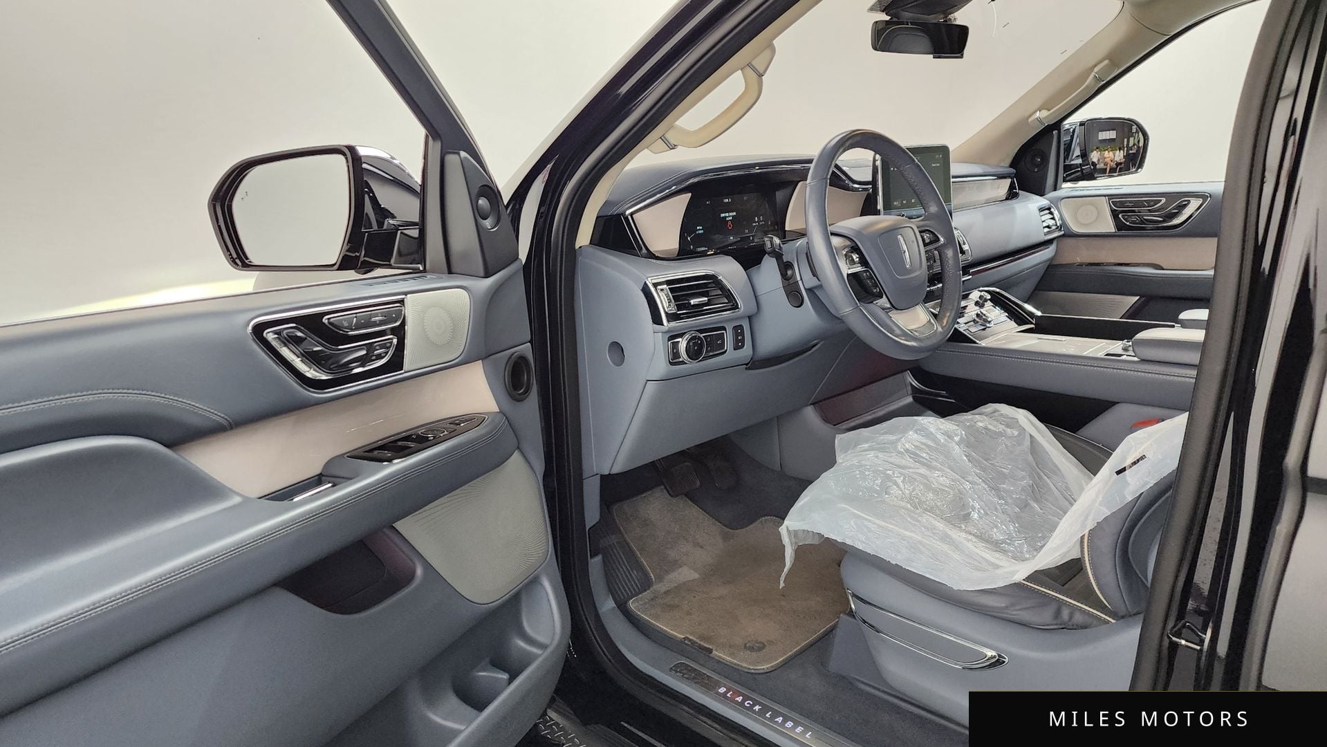 Lincoln Navigator 2020 — миниатюра 10