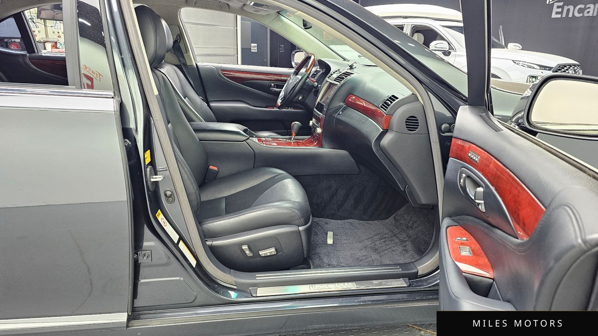 Лексус LS460L 2011 — миниатюра 12