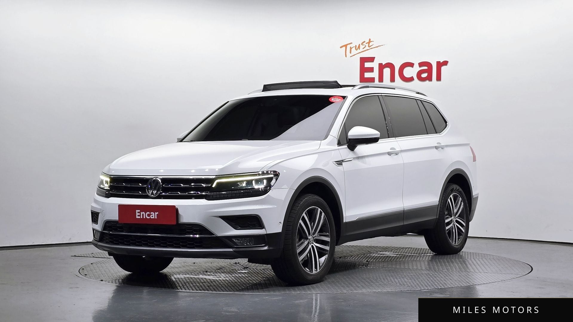 Volkswagen Tiguan 2020 — фото 1 из 12