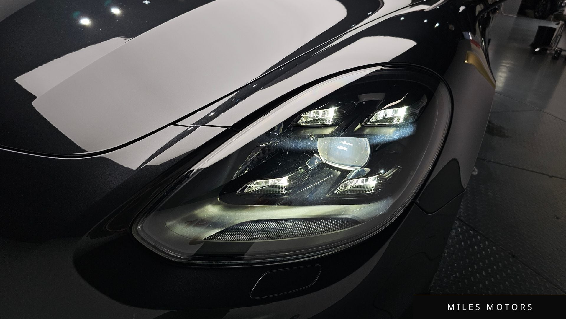 Porsche Panamera 2018 — миниатюра 7