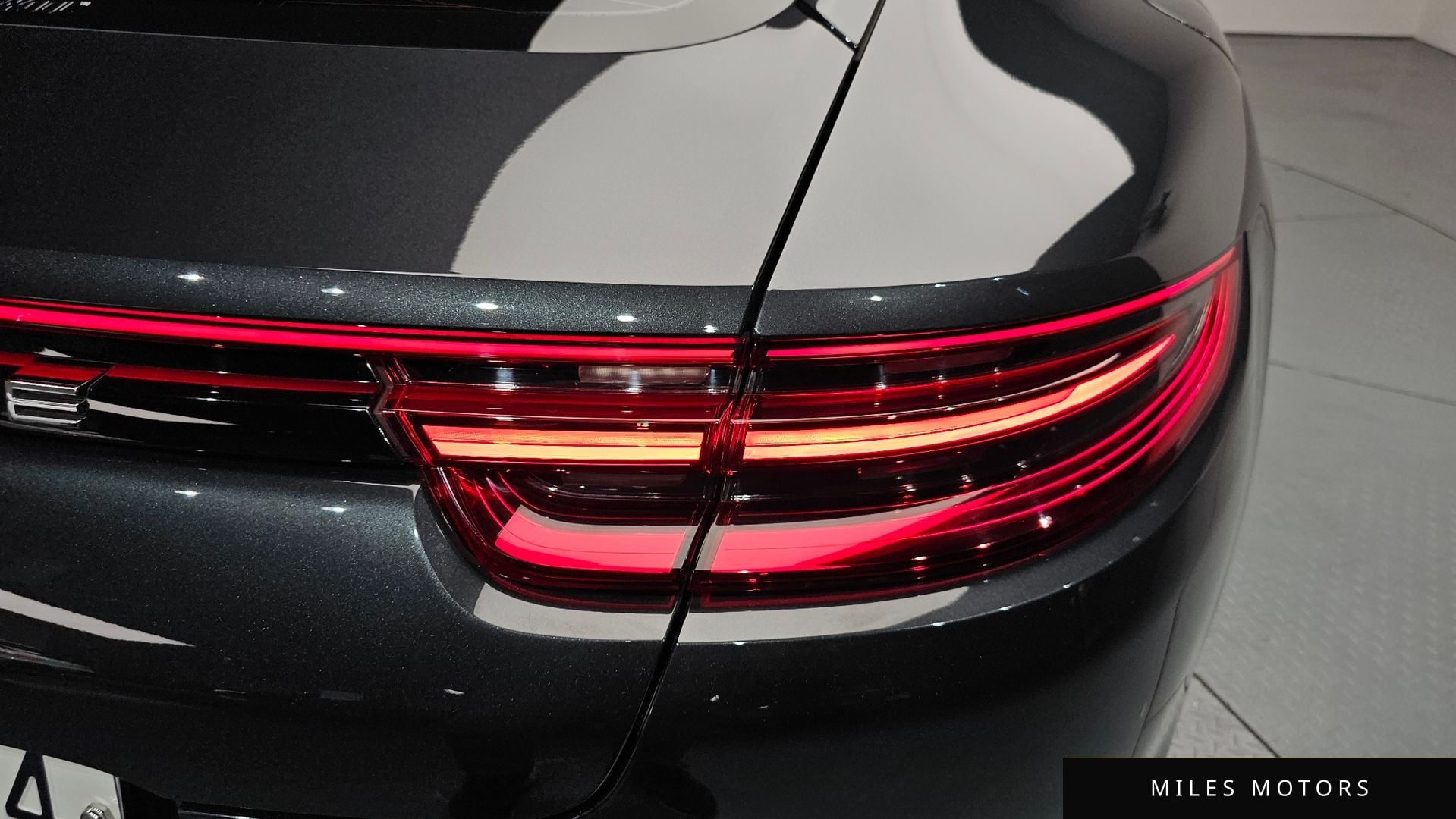 Porsche Panamera 2018 — миниатюра 8