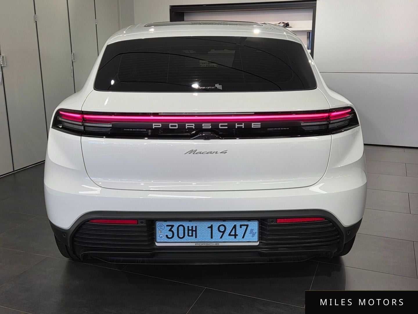 Porsche Macan 2025 — миниатюра 4