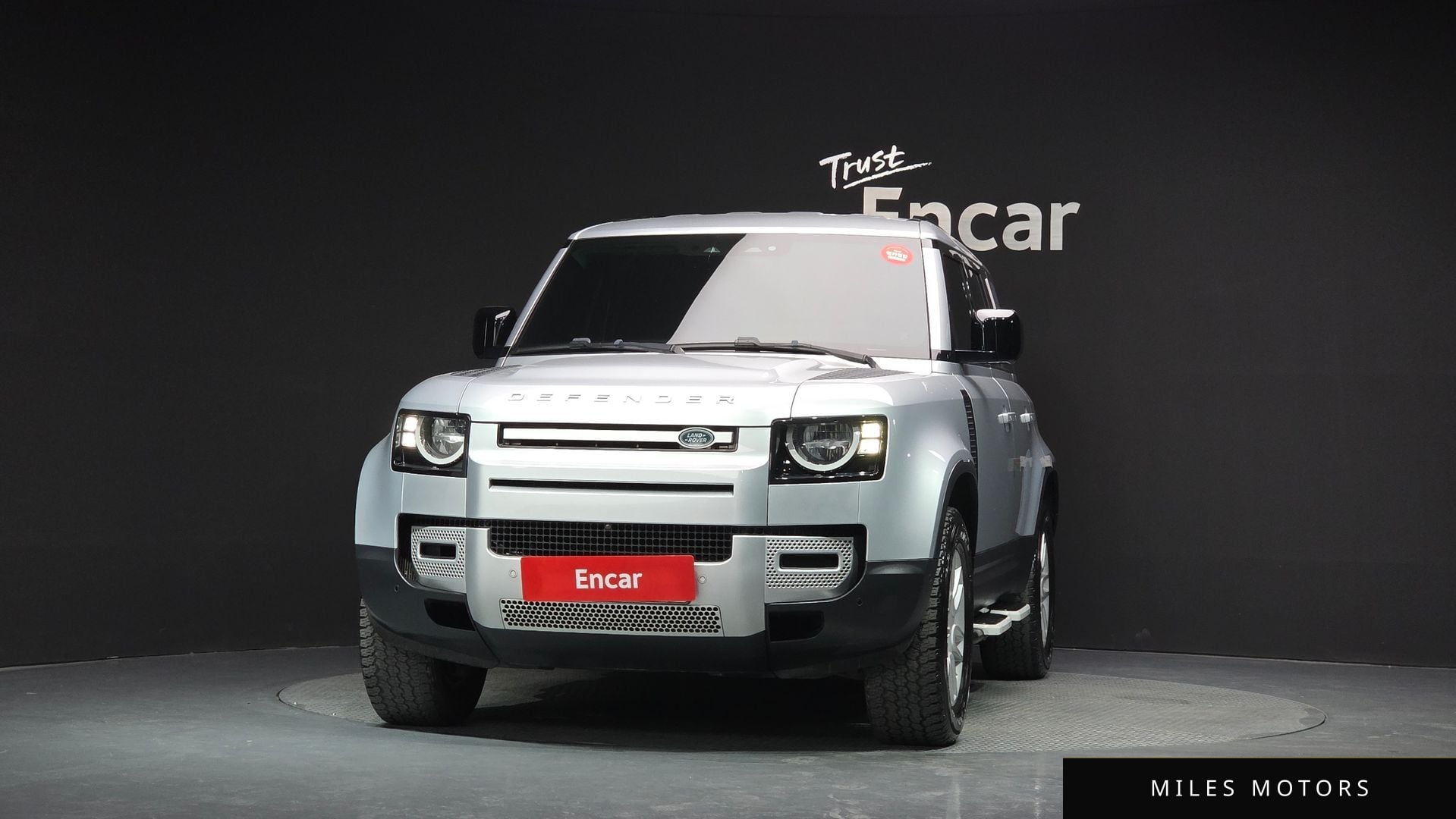Land Rover Defender 2020 — миниатюра 3