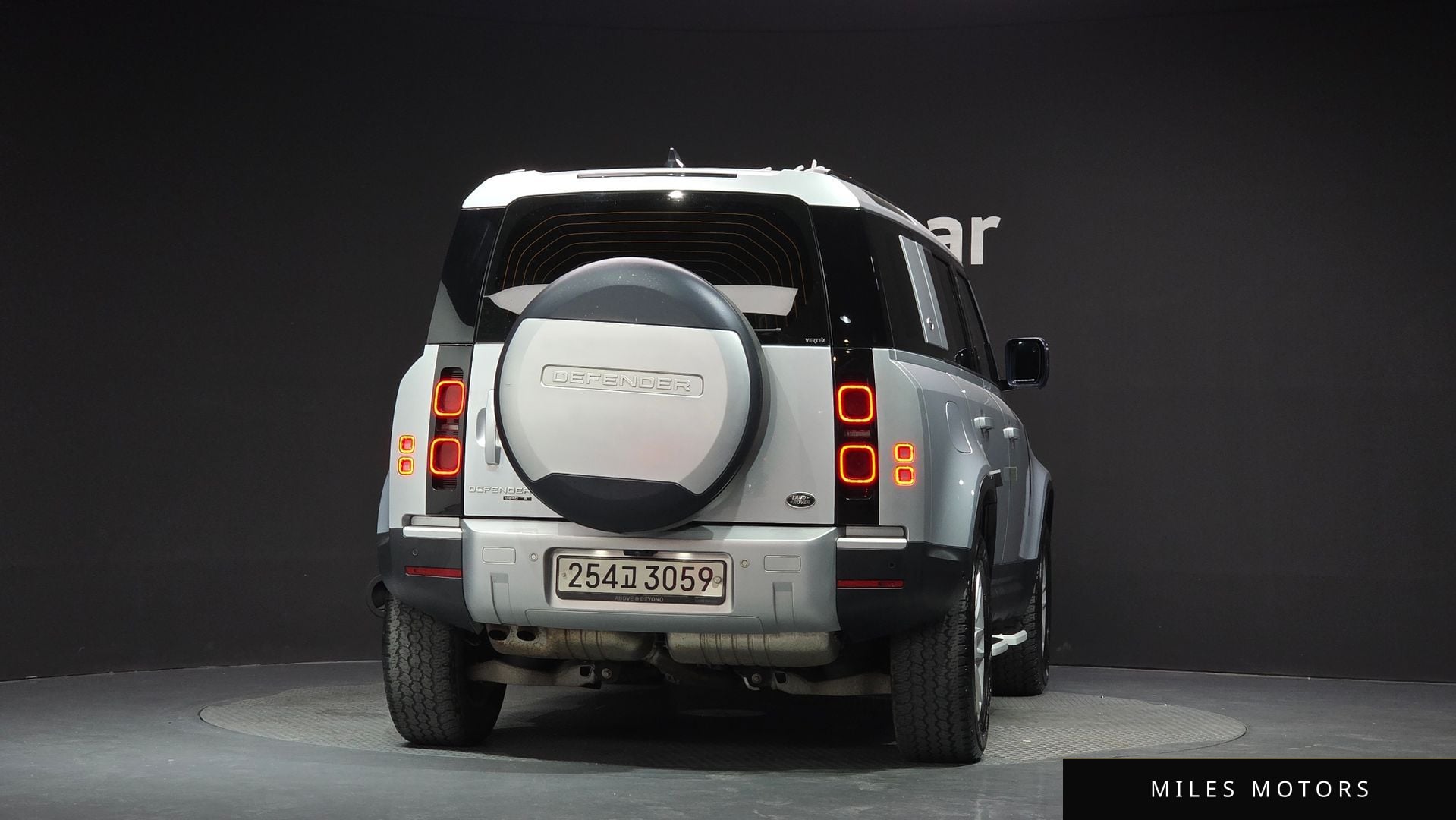 Land Rover Defender 2020 — миниатюра 4