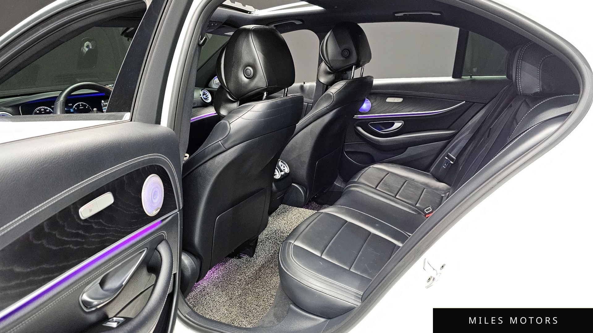 Mercedes-Benz E-Class W213 2021 — миниатюра 11