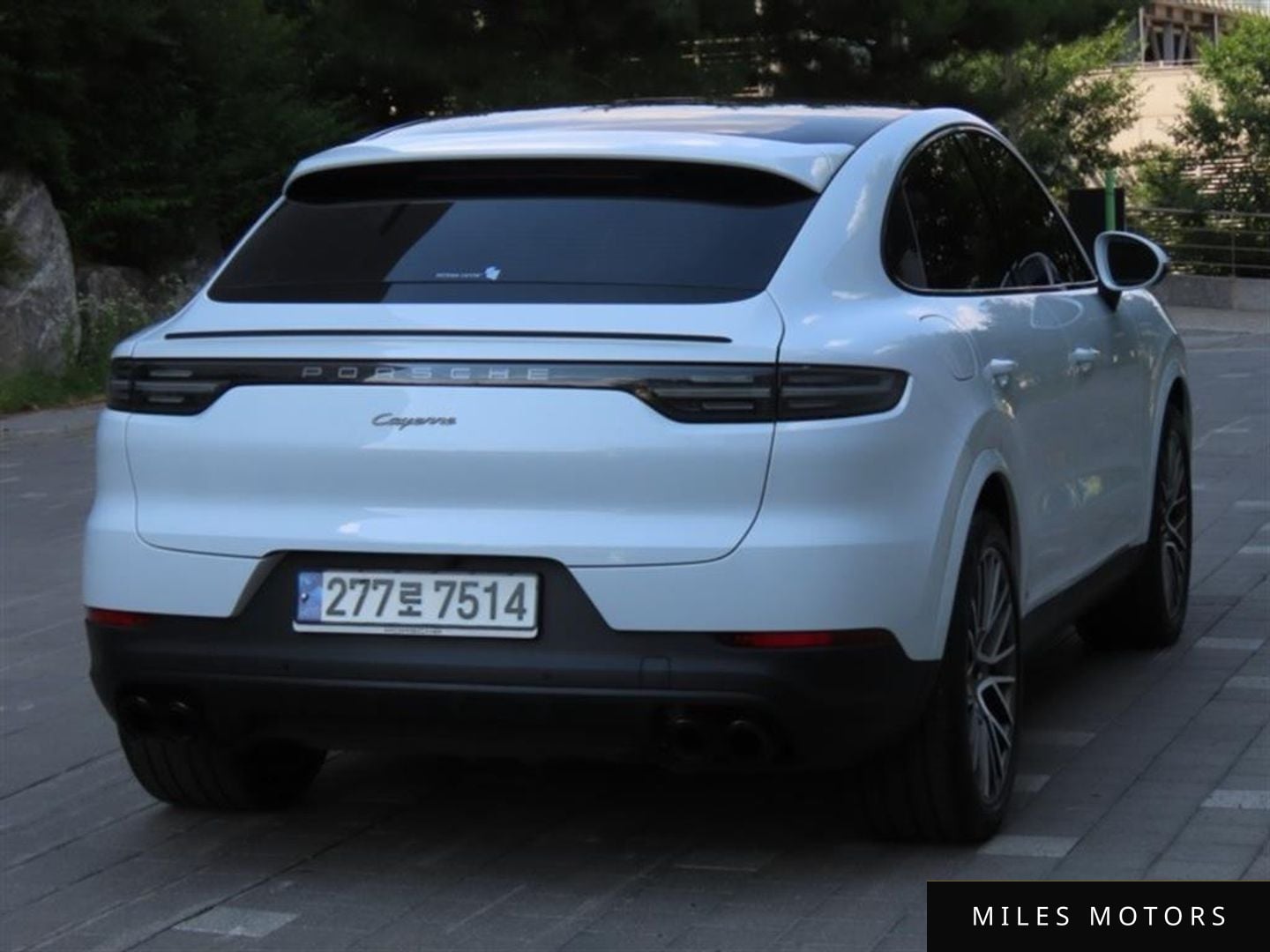 Porsche Cayenne 2022 — миниатюра 3