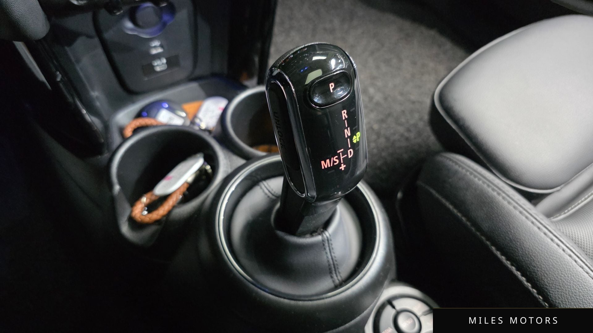 MINI Cooper 2022 — миниатюра 9