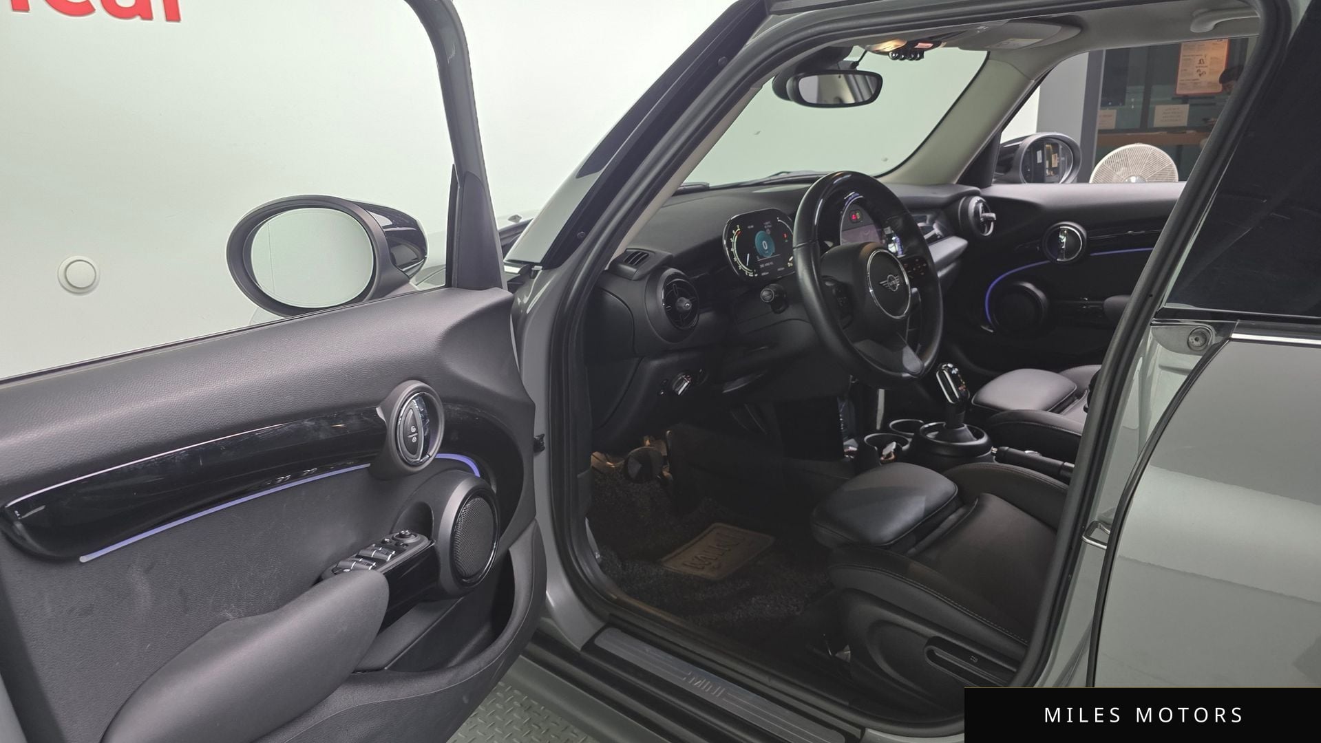 MINI Cooper 2022 — миниатюра 10