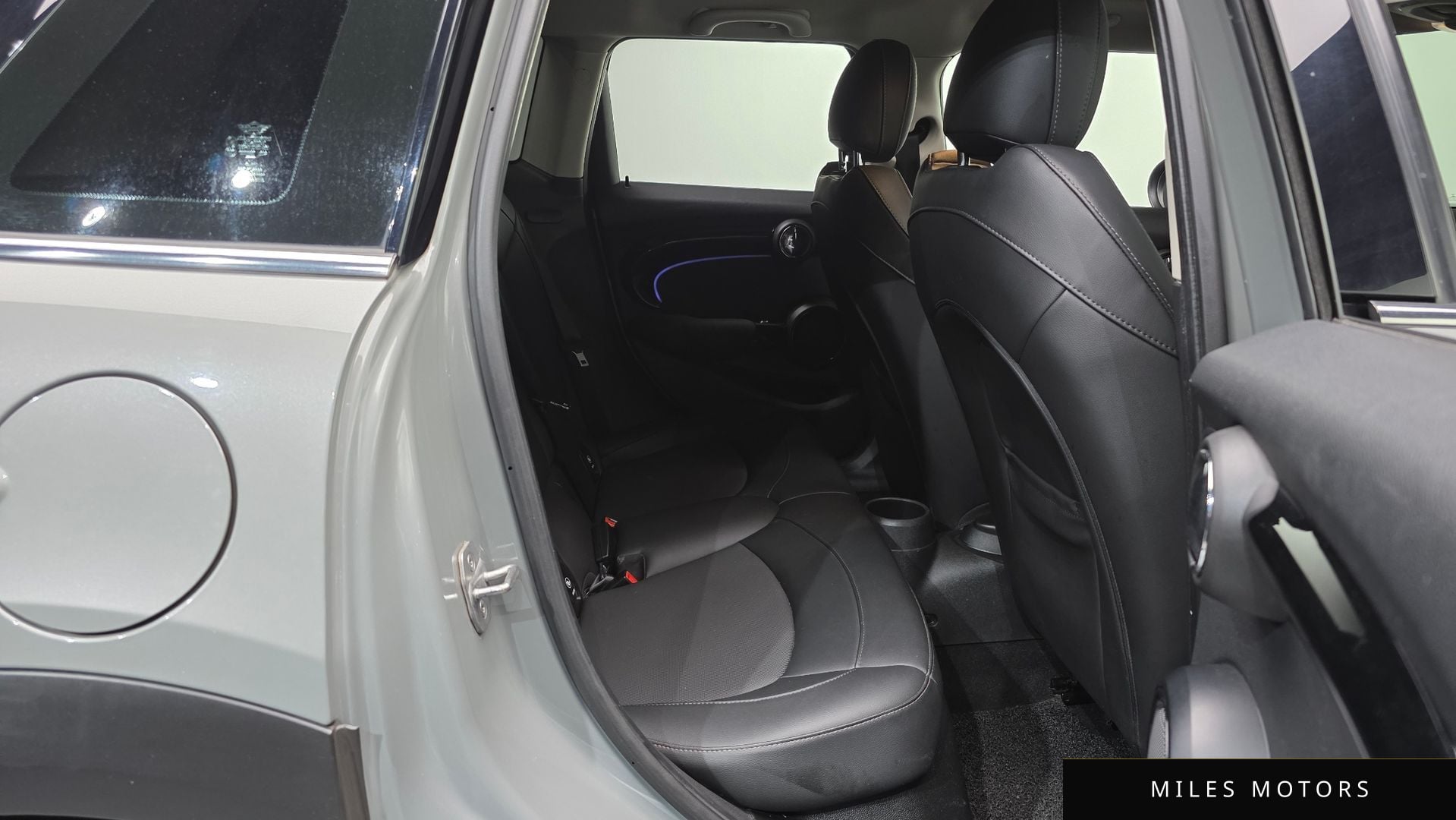 MINI Cooper 2022 — миниатюра 11