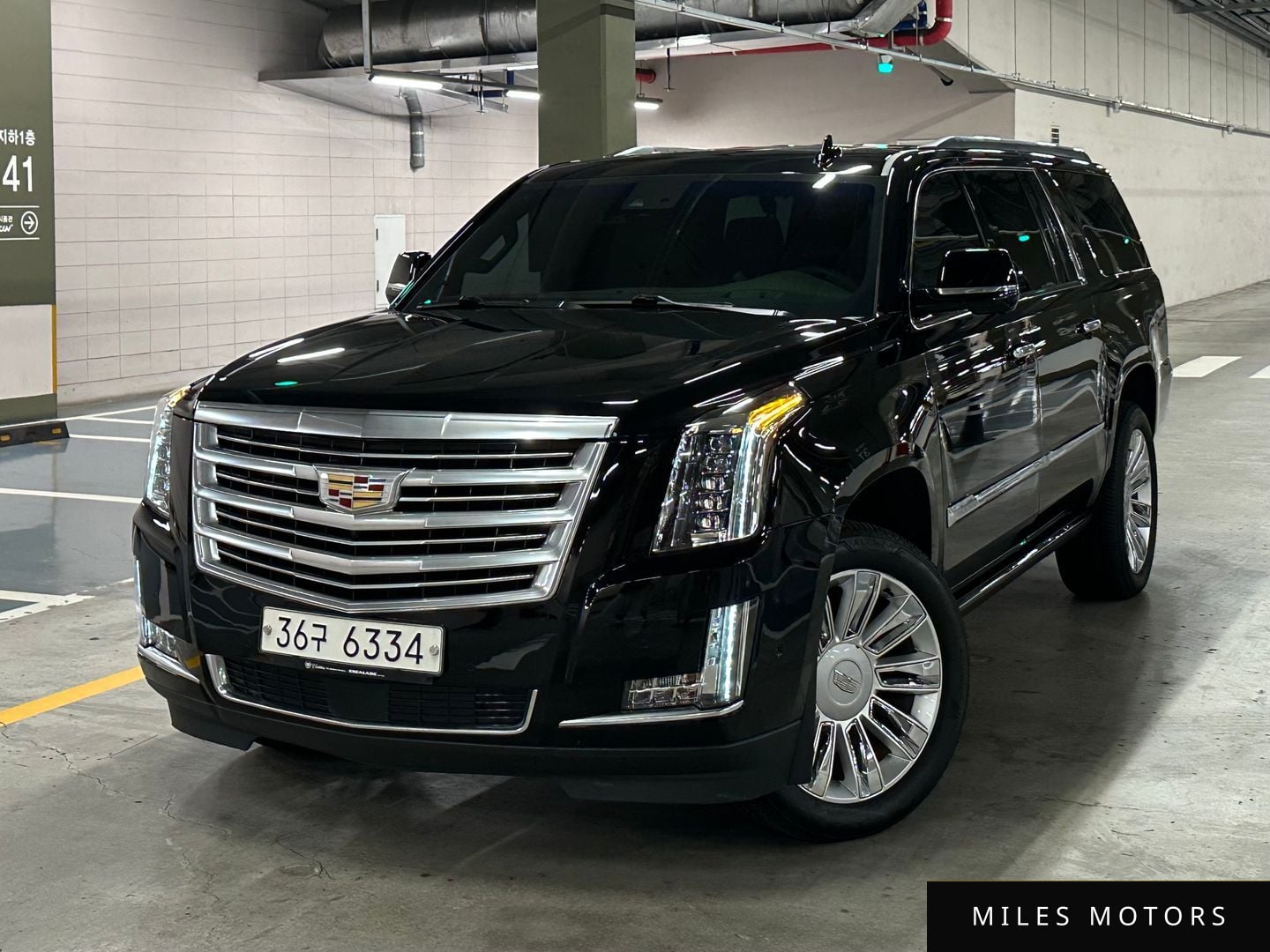 Cadillac Escalade 2019 — фото 1 из 12