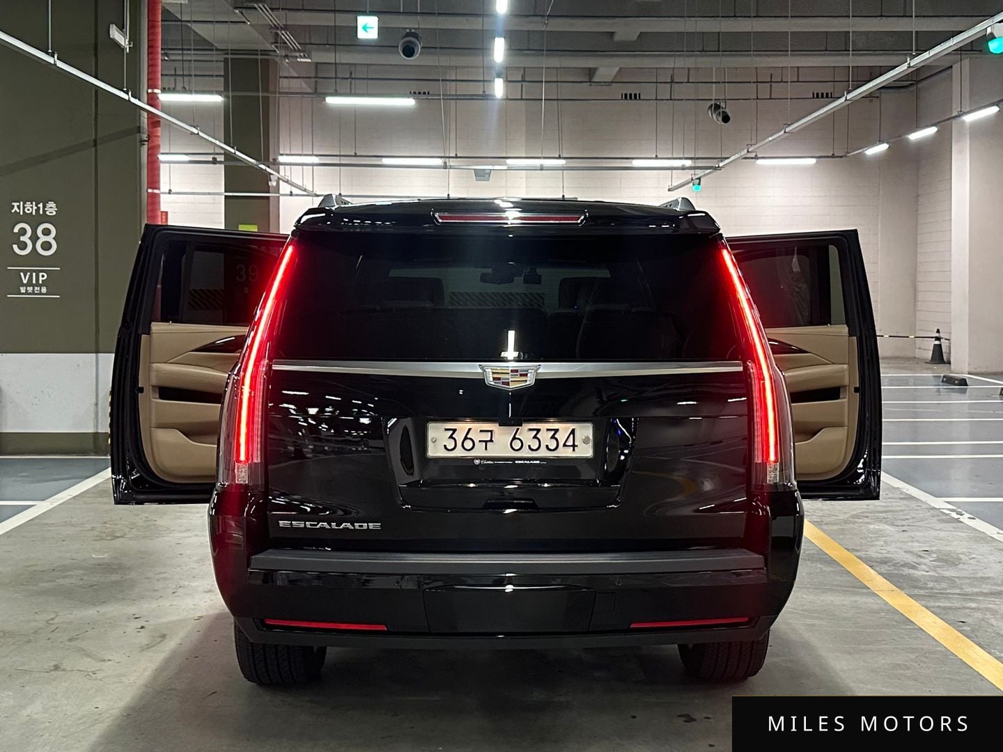 Cadillac Escalade 2019 — миниатюра 5