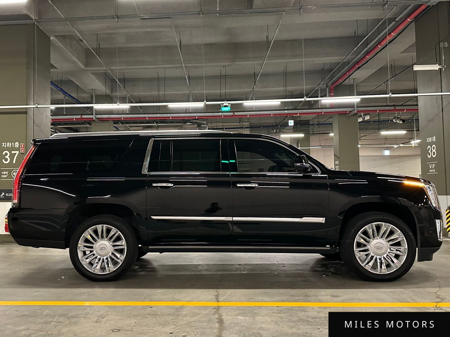 Cadillac Escalade 2019 — миниатюра 10