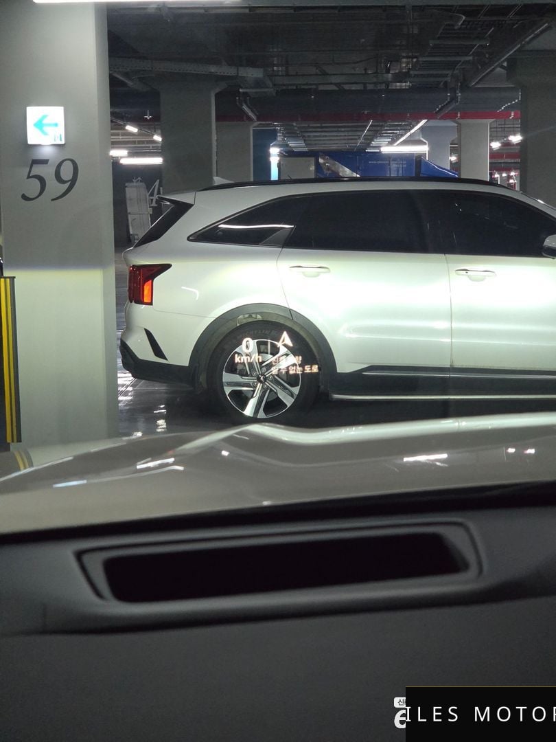 Cadillac Escalade 2021 — миниатюра 12