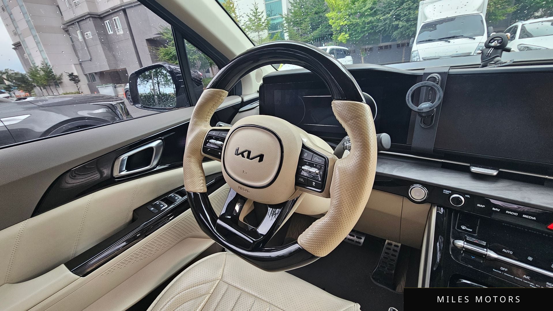 Kia Carnival 2023 — миниатюра 9