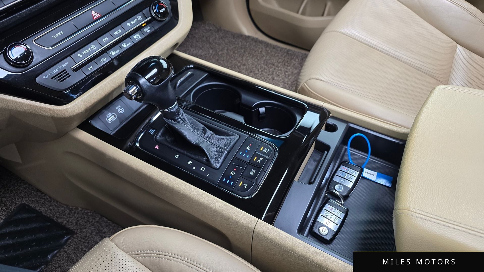 Kia Canival 2016 — миниатюра 9