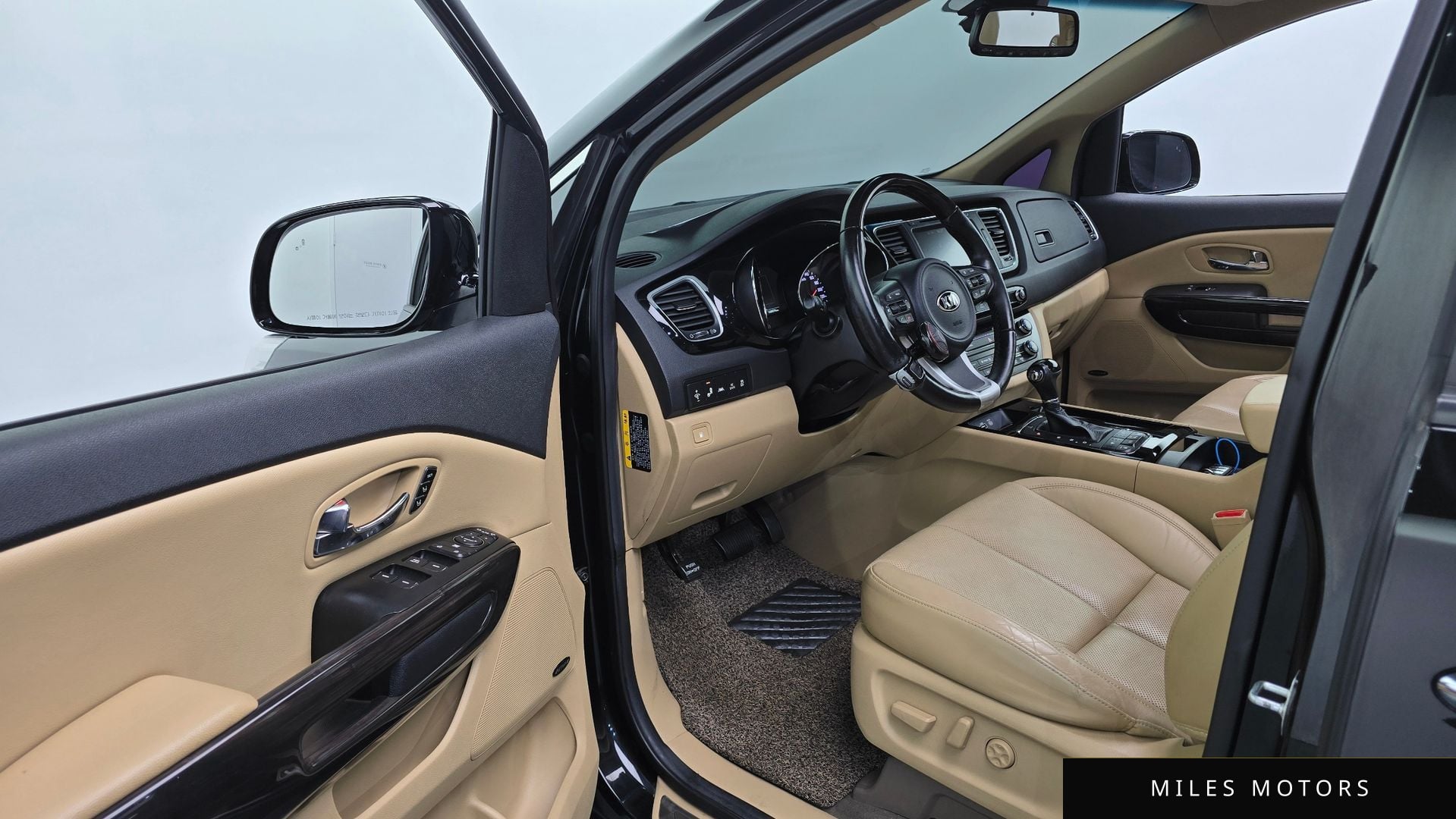 Kia Canival 2016 — миниатюра 10