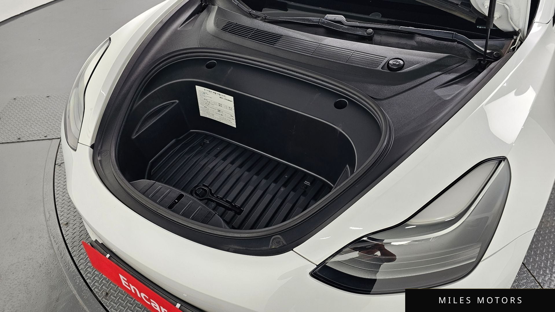 Tesla Model 3 2021 — миниатюра 6