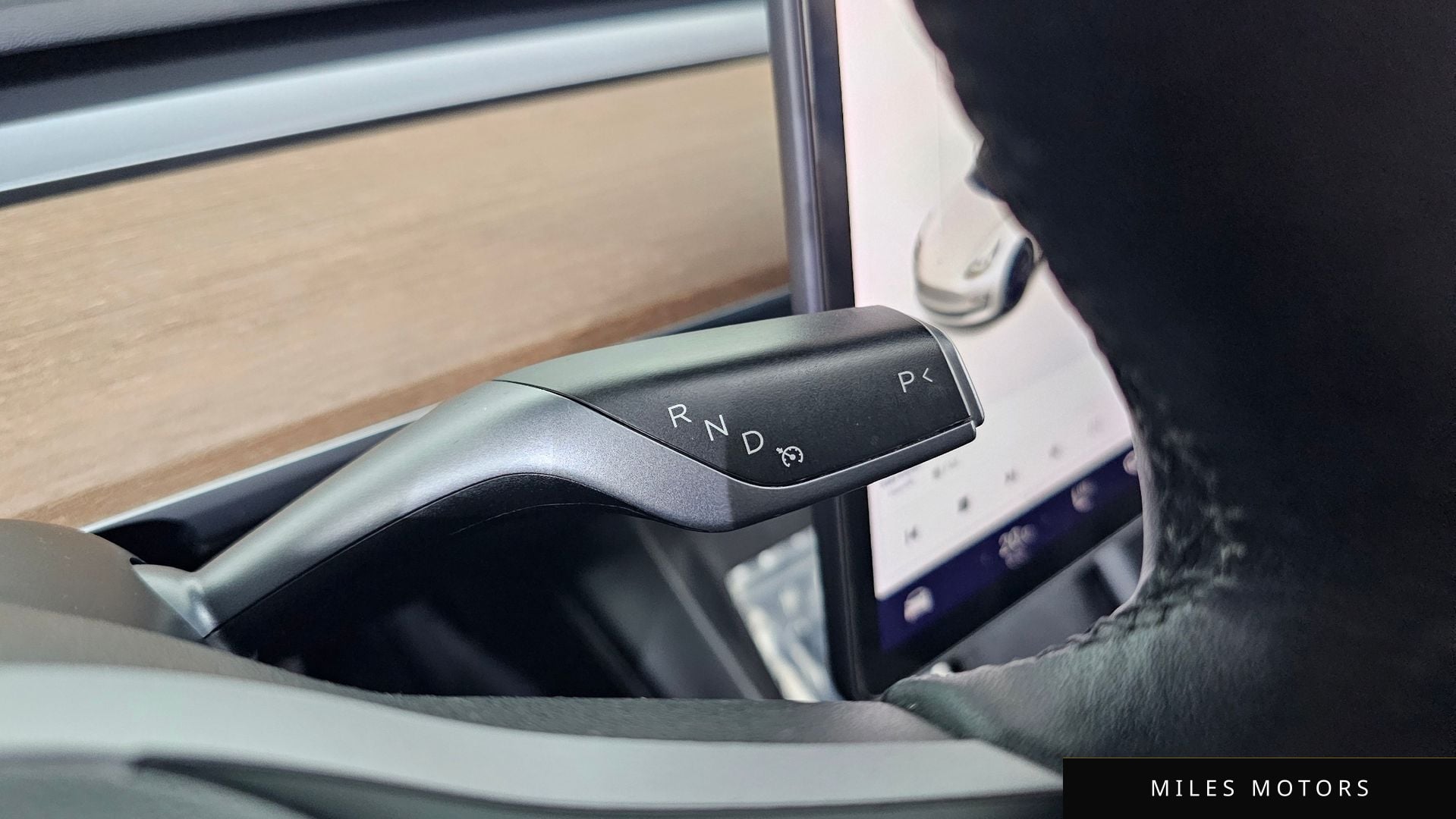 Tesla Model 3 2021 — миниатюра 12