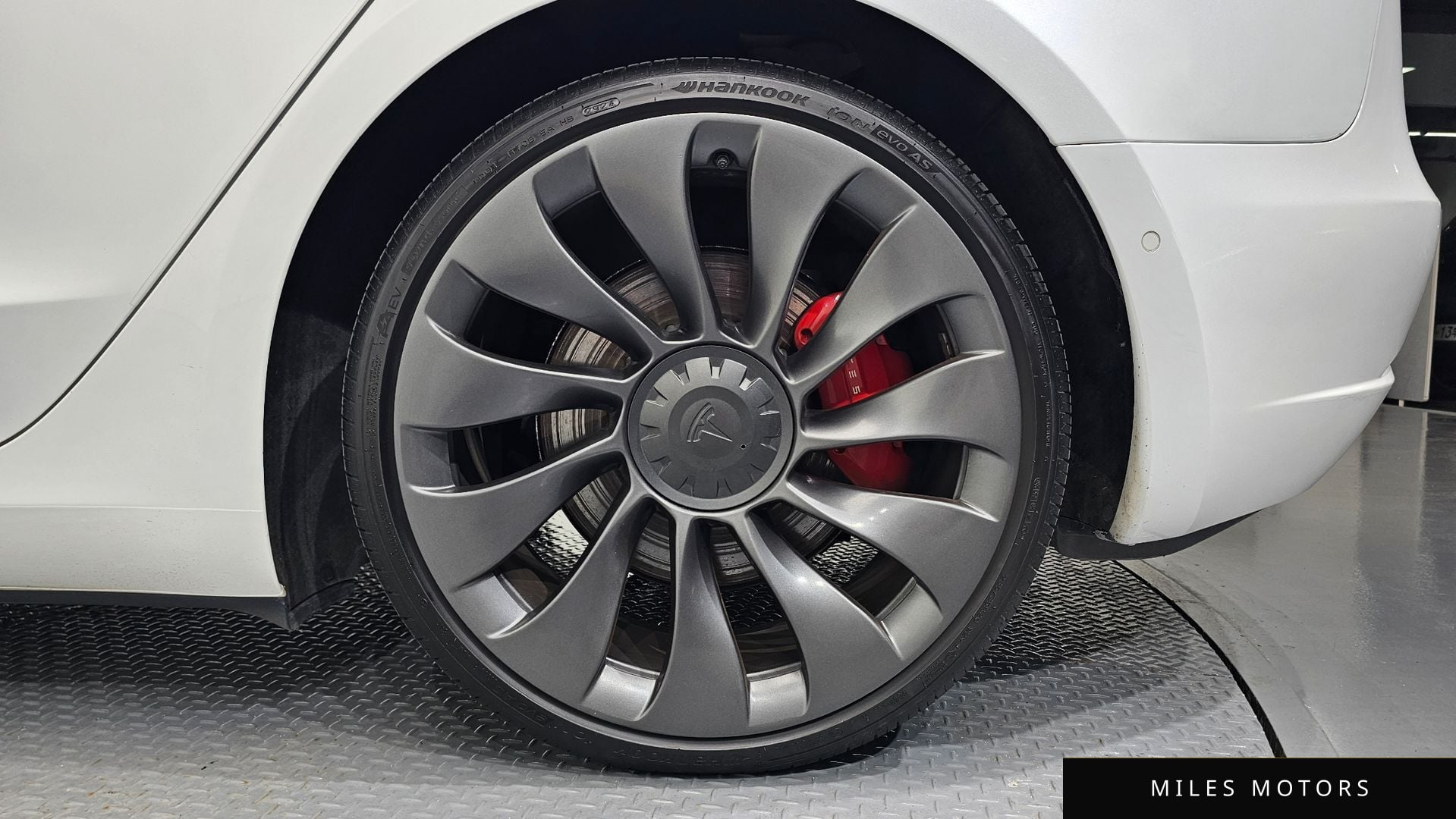 Tesla Model 3 2021 — миниатюра 7