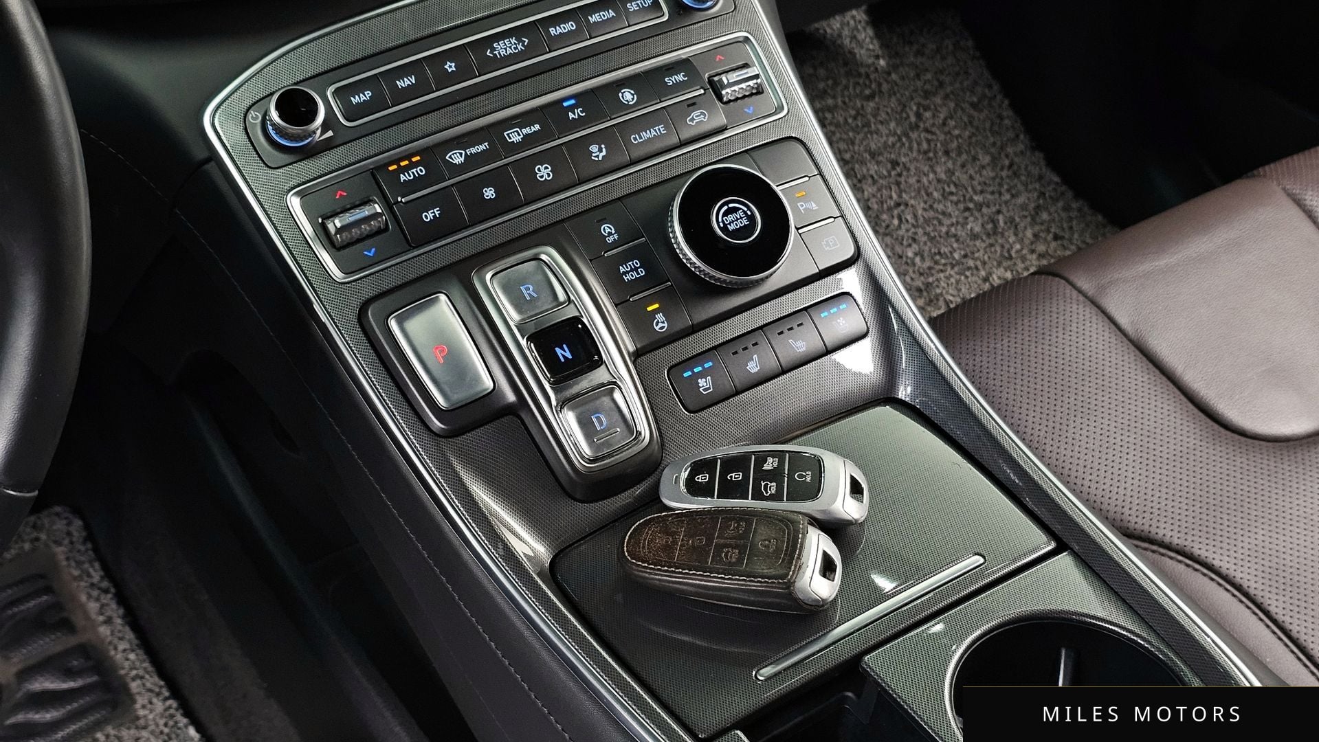 Hyundai Santafe 2021 — миниатюра 11