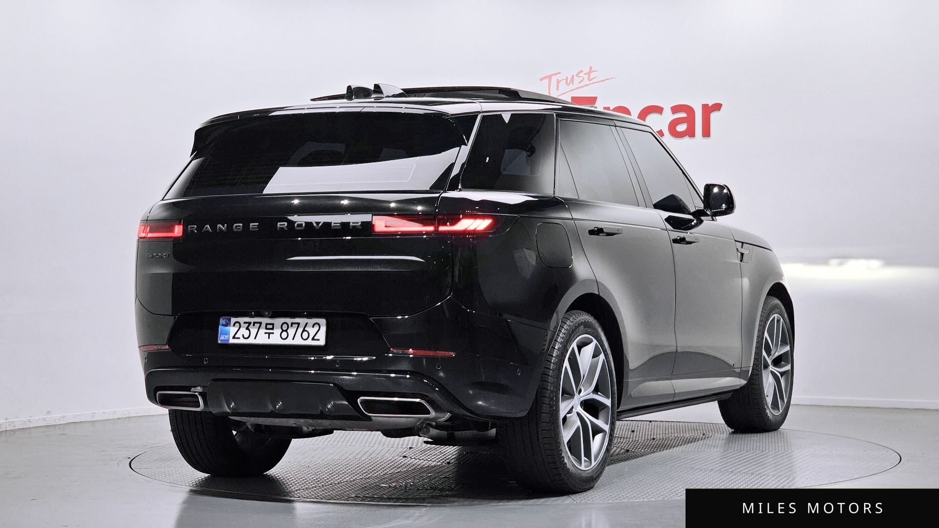 Land Rover Range Rover Sport 2025 — миниатюра 2