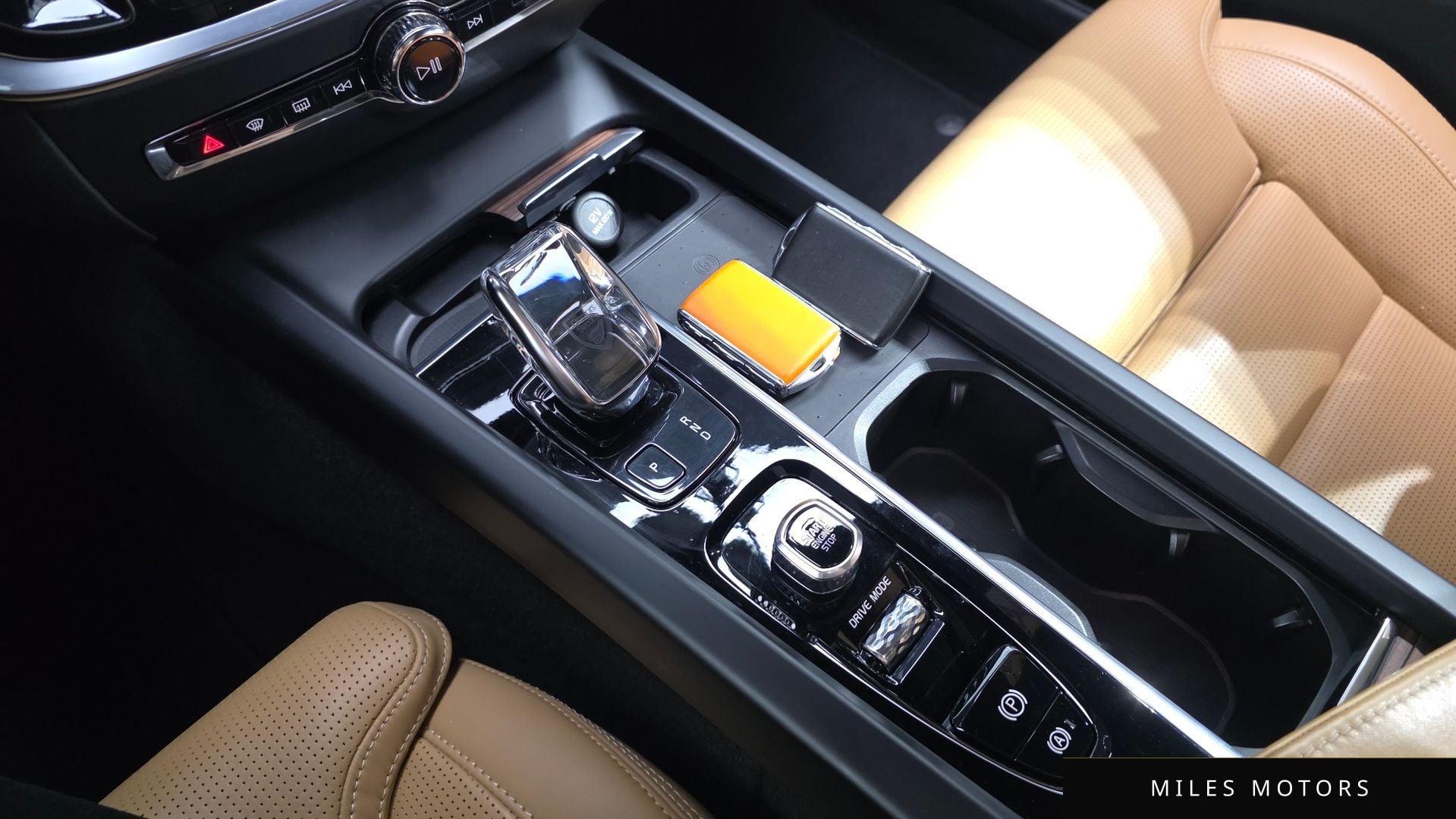 Volvo V60 2021 — миниатюра 9