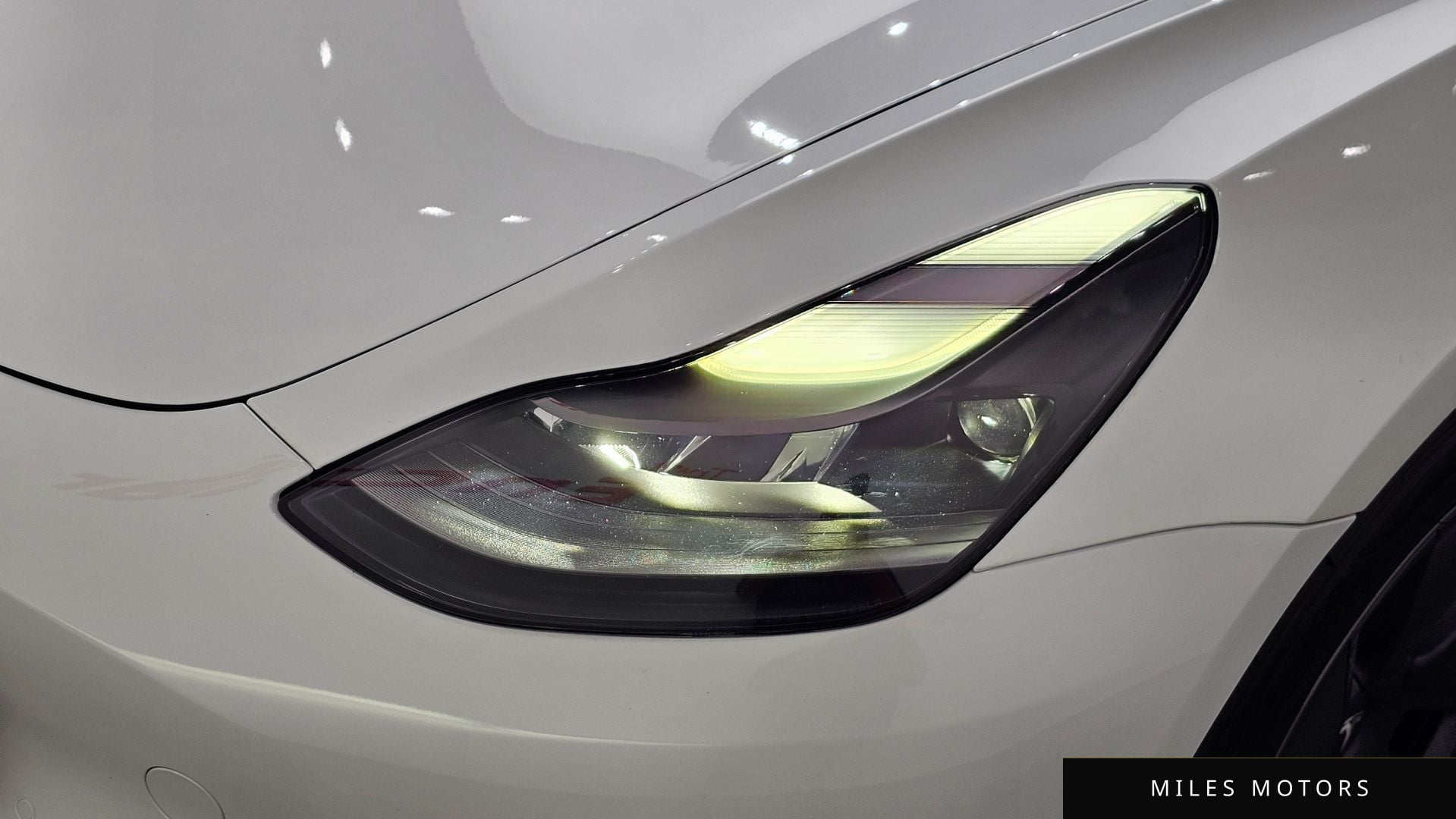 Tesla Model 3 2021 — миниатюра 8