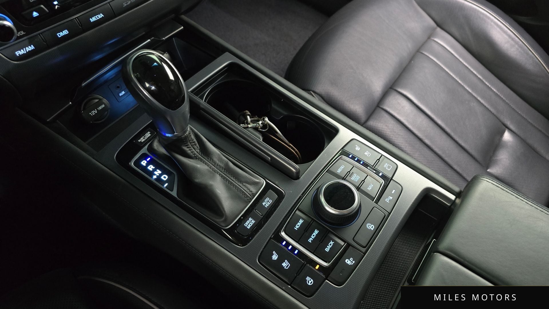 Hyundai Genesis 2015 — миниатюра 9