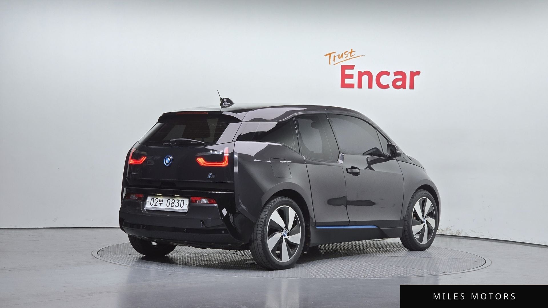 BMW i3 2015 — миниатюра 2