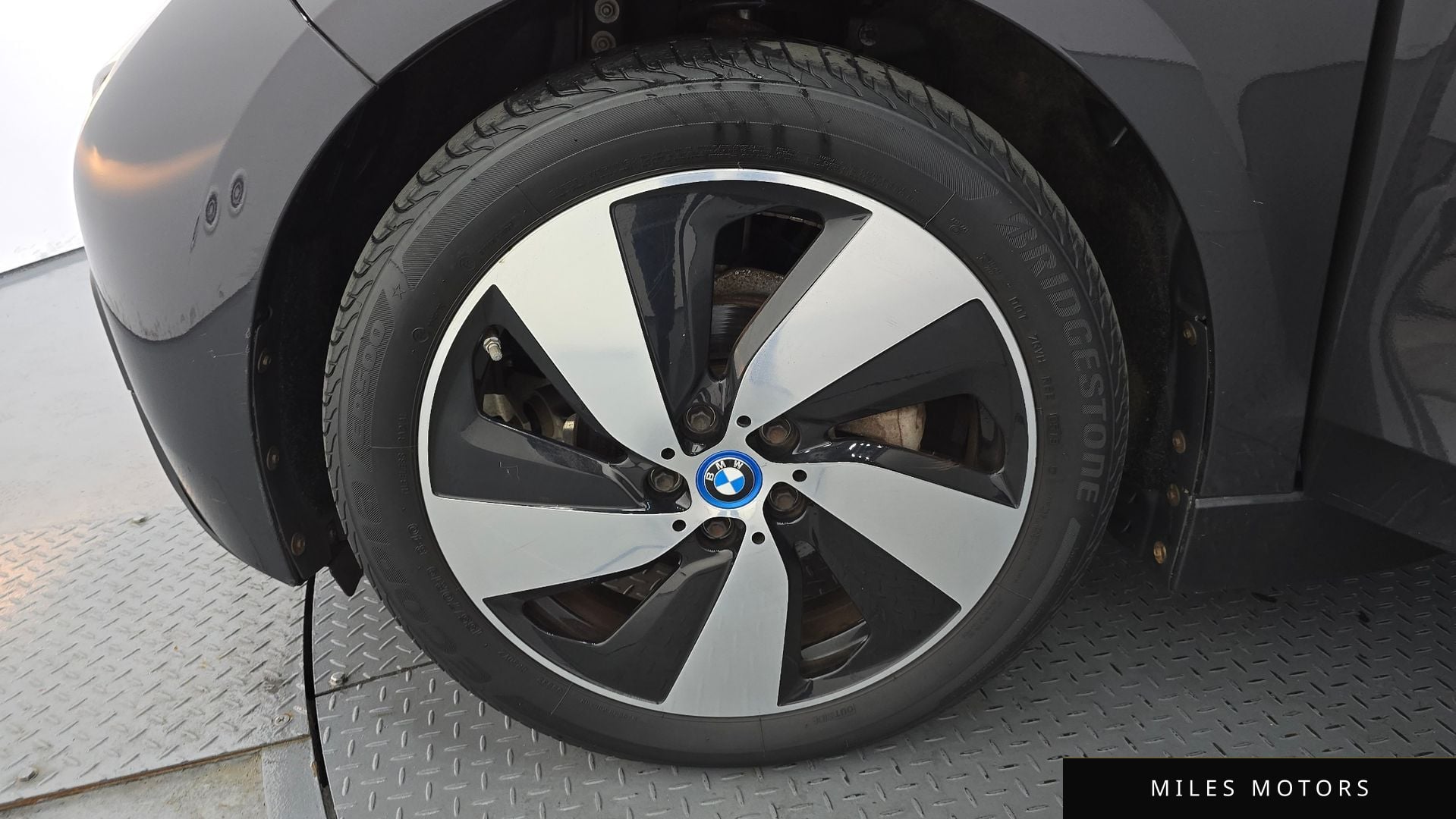 BMW i3 2015 — миниатюра 5