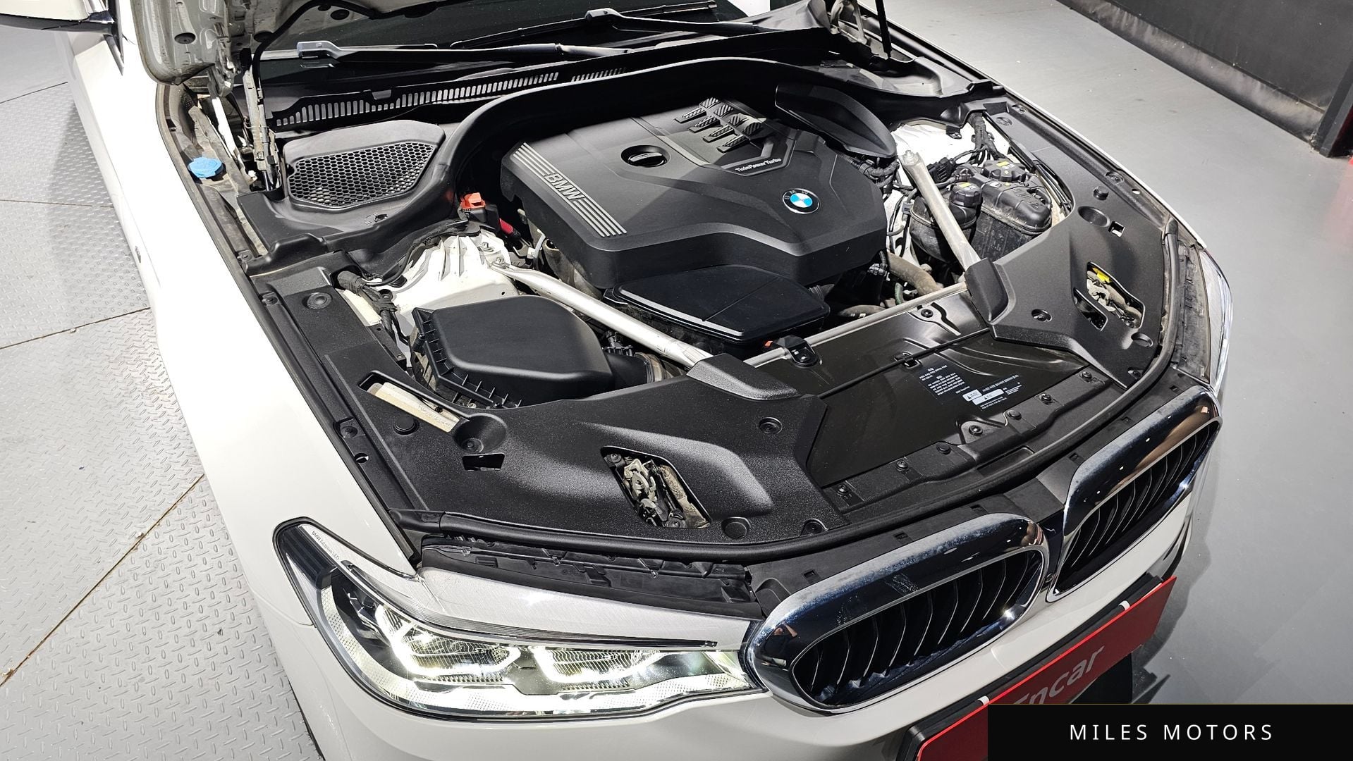 BMW 5 Series (G30) 2020 — миниатюра 6