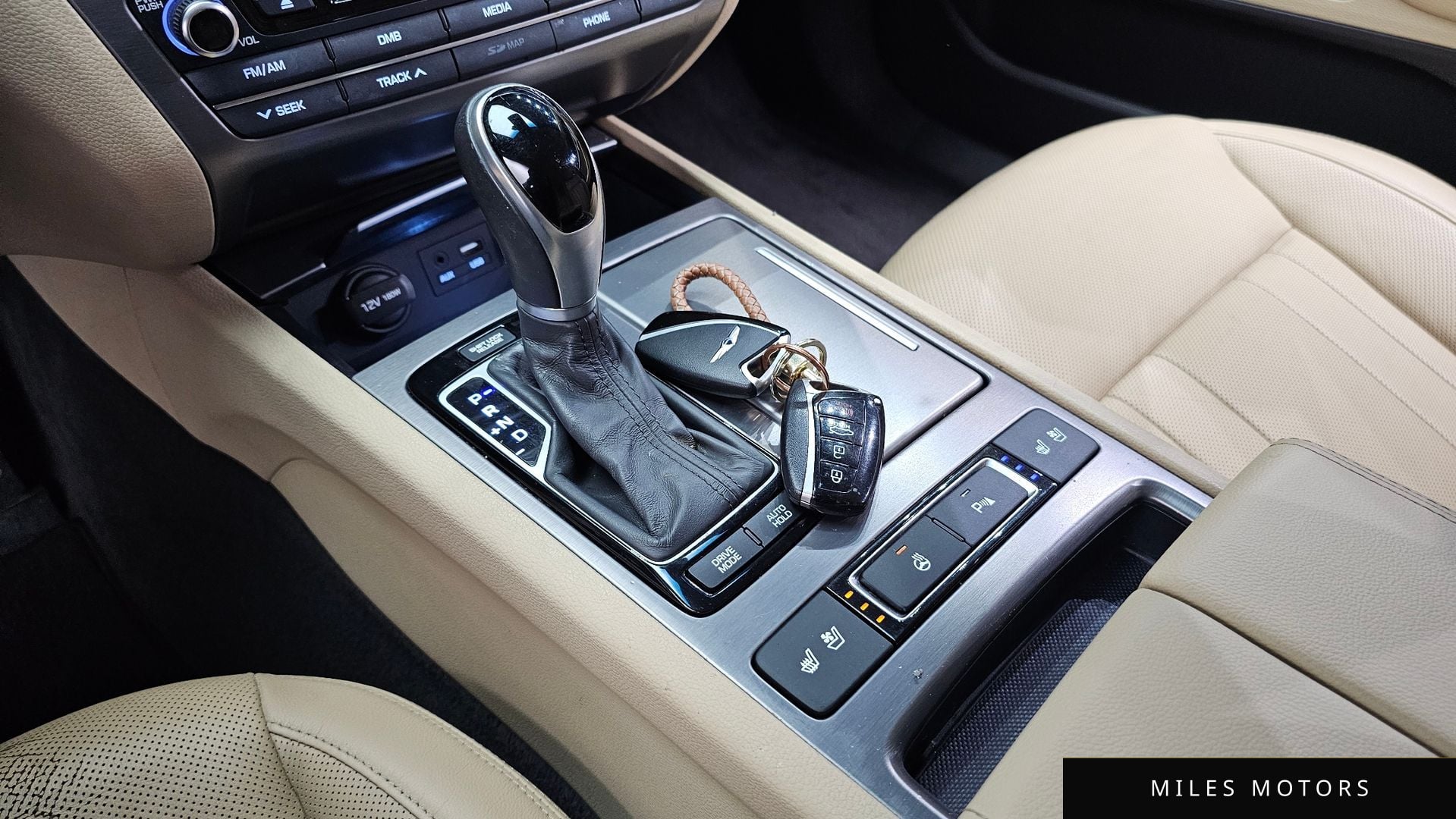 Hyundai Genesis 2016 — миниатюра 12