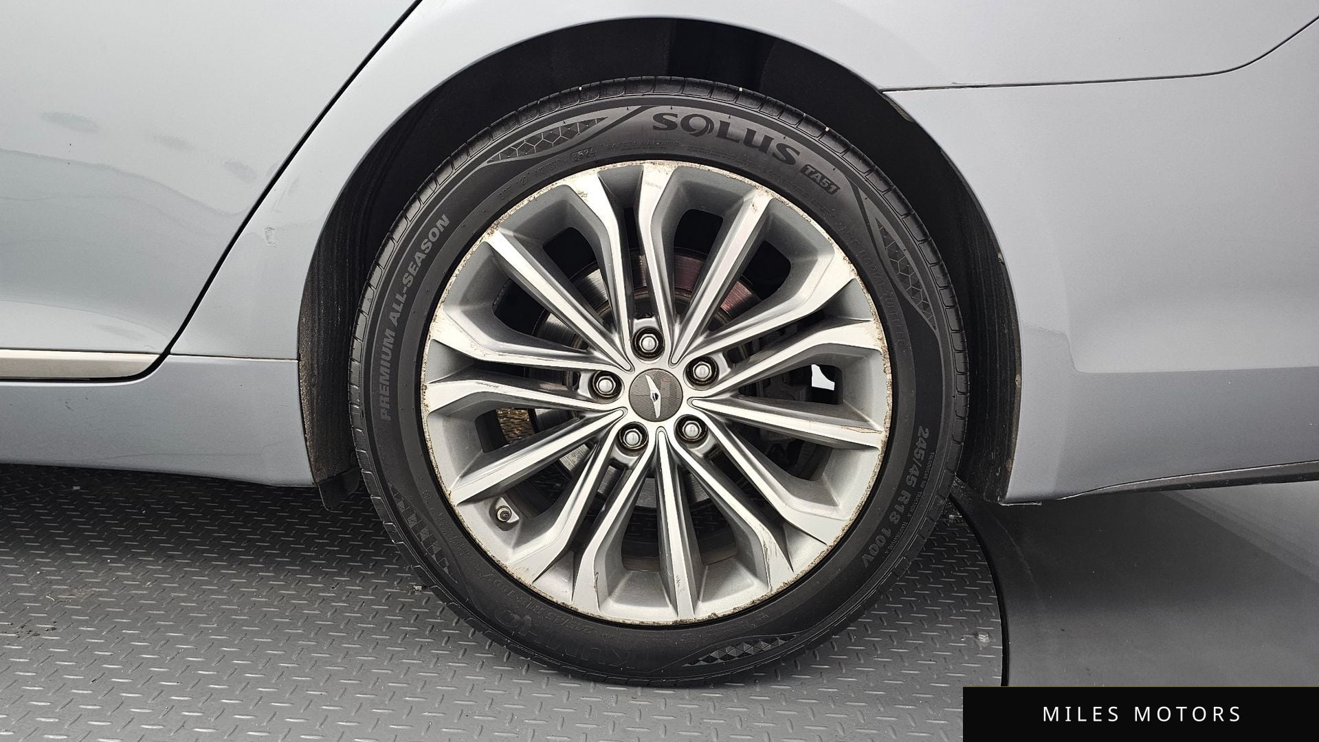 Hyundai Genesis 2016 — миниатюра 7