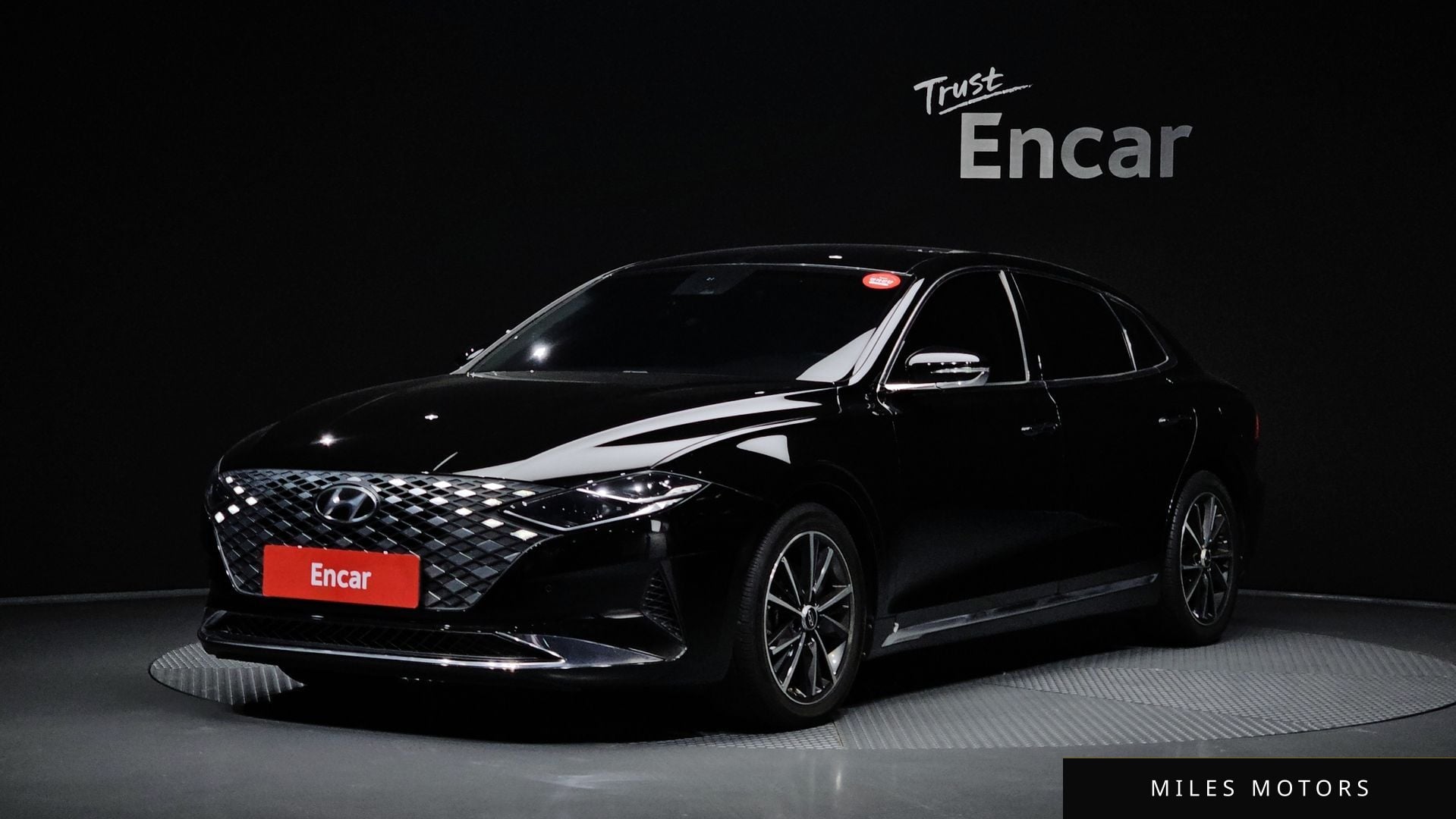 Hyundai Grandeur 2020 — фото 1 из 12