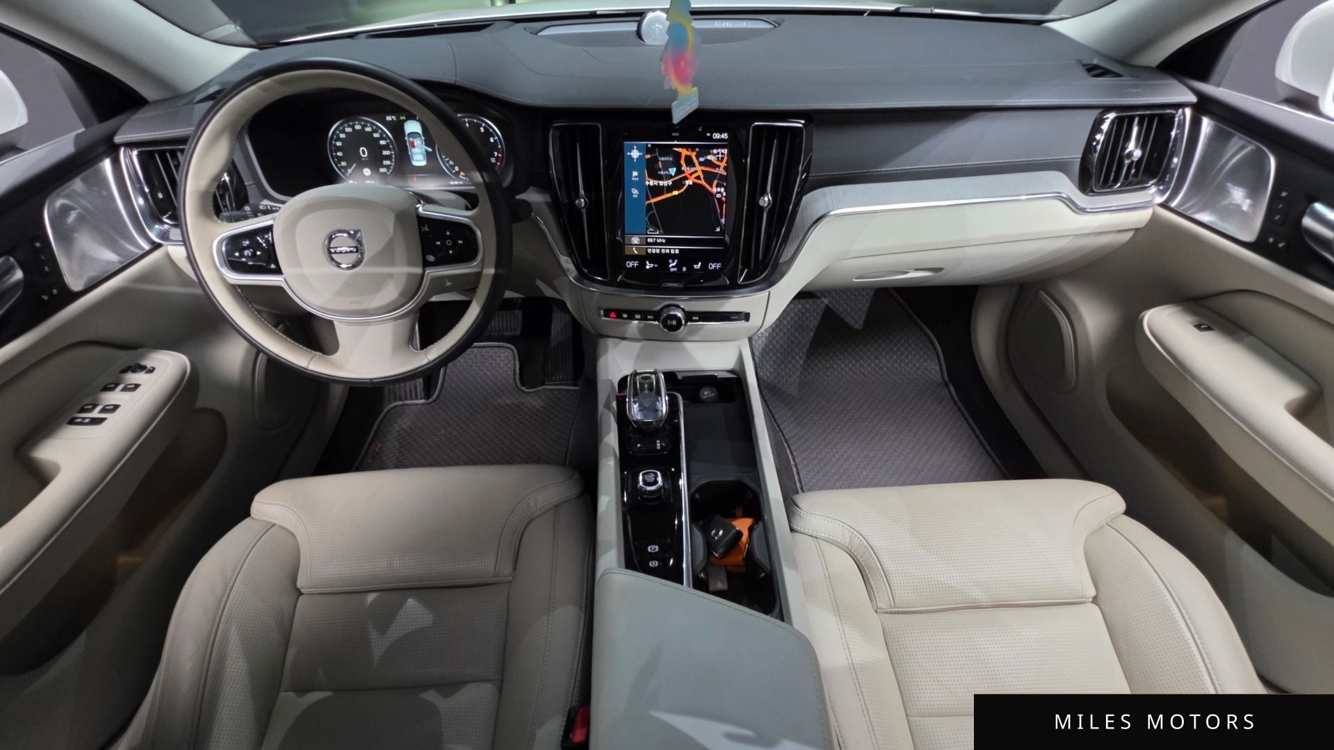 Volvo S60 2022 — миниатюра 7