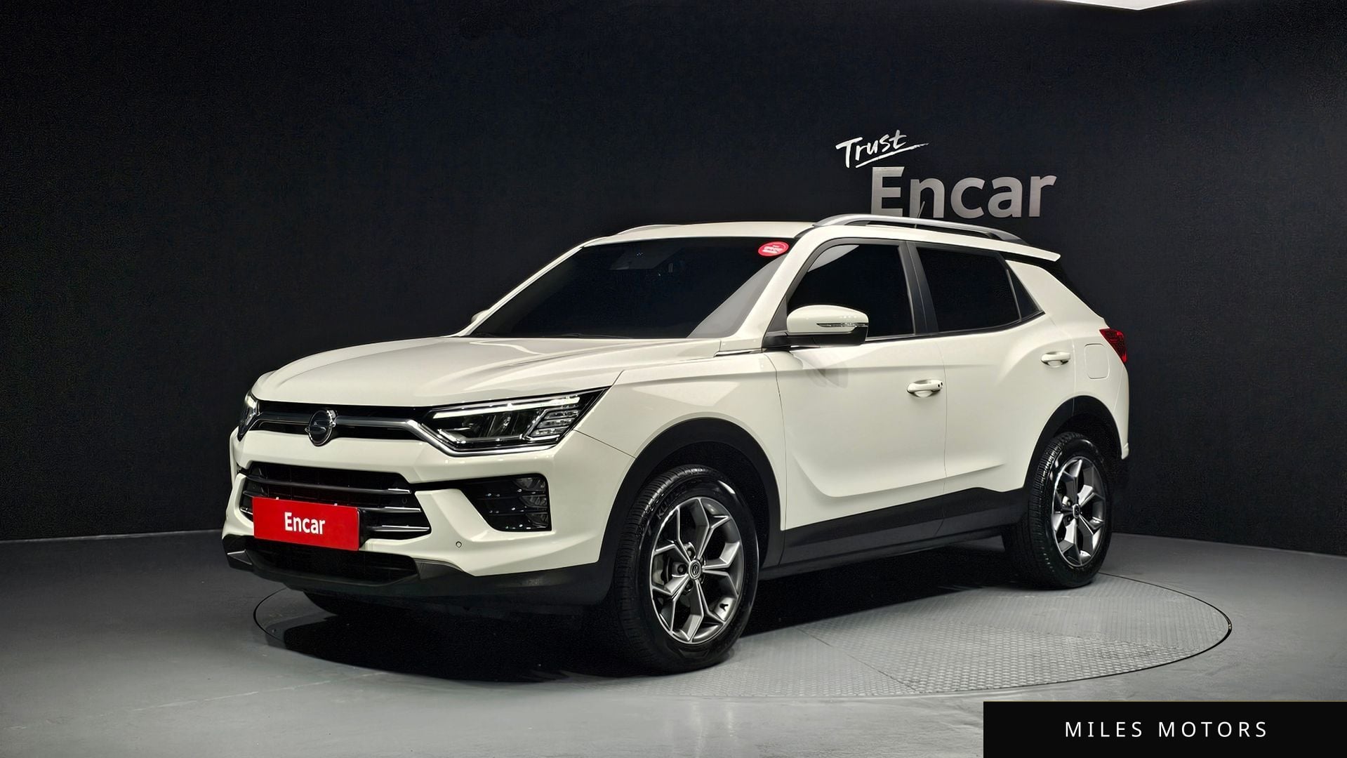 KG Mobility Beautiful Korando 2023 — фото 1 из 12