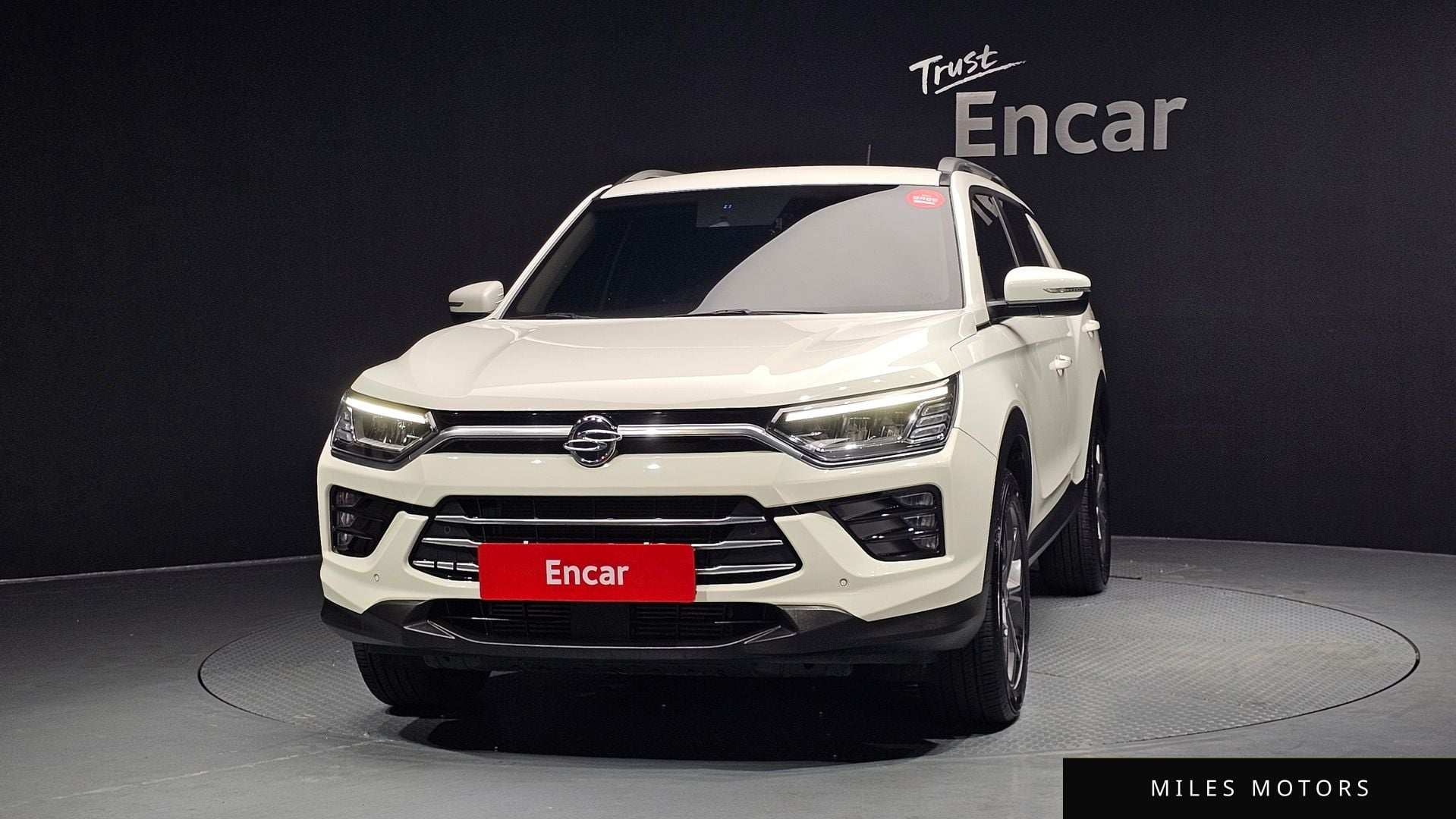 KG Mobility Beautiful Korando 2023 — миниатюра 3