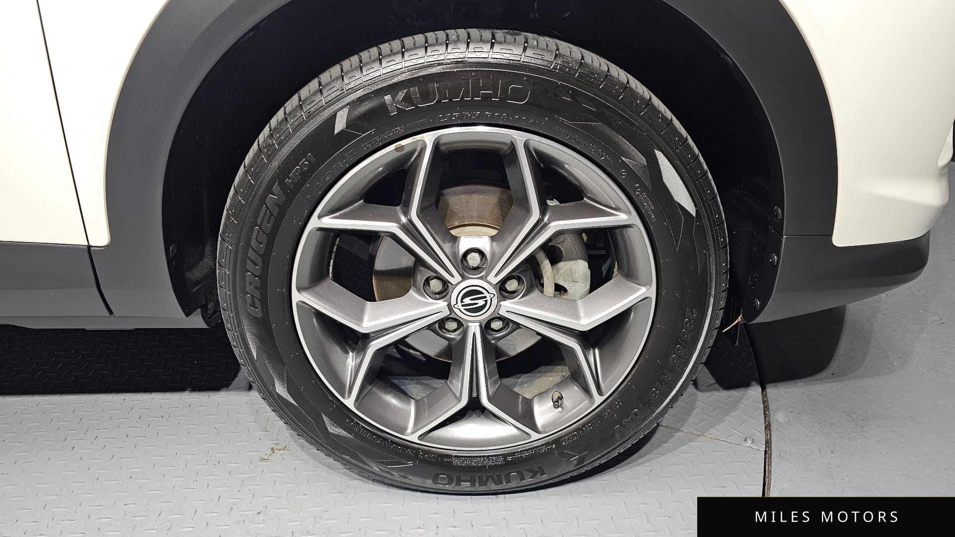 KG Mobility Beautiful Korando 2023 — миниатюра 7