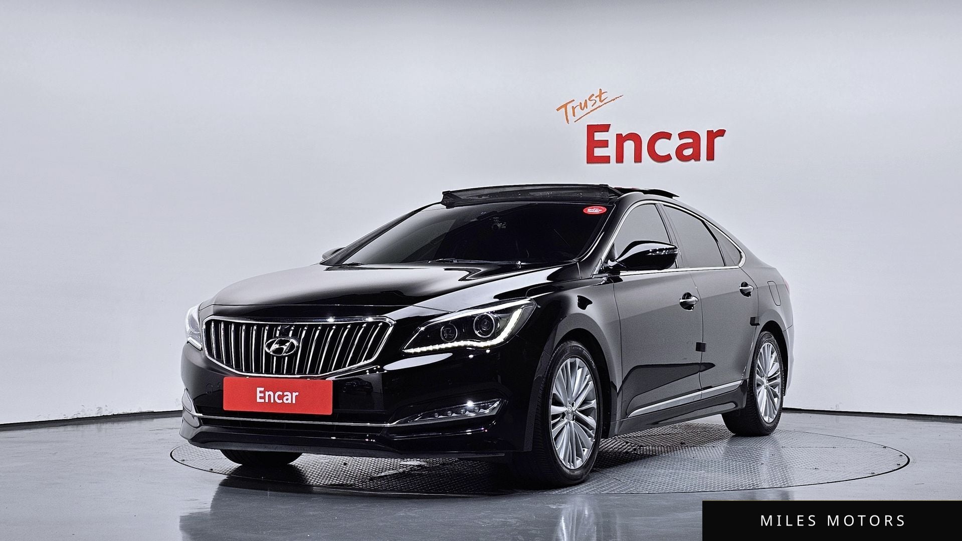 Hyundai Aslan 2015 — фото 1 из 12
