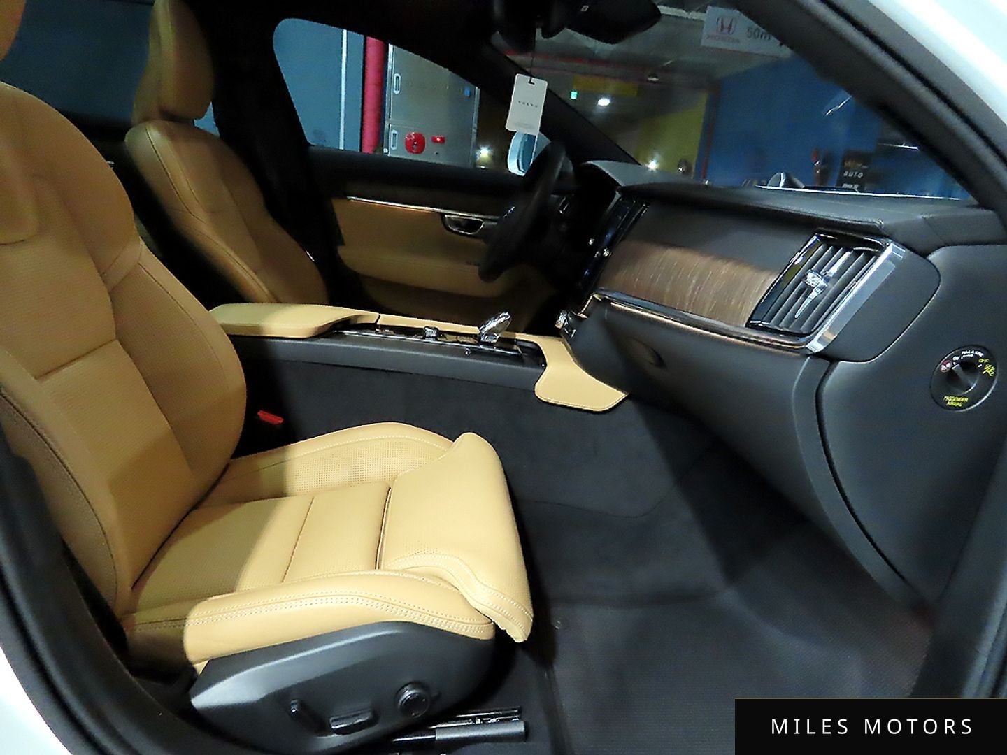 Volvo V90 2025 — миниатюра 12