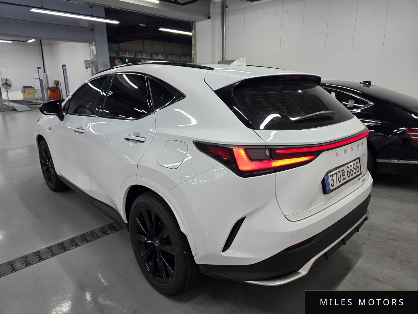 Лексус NX450h+ 2025 — миниатюра 4