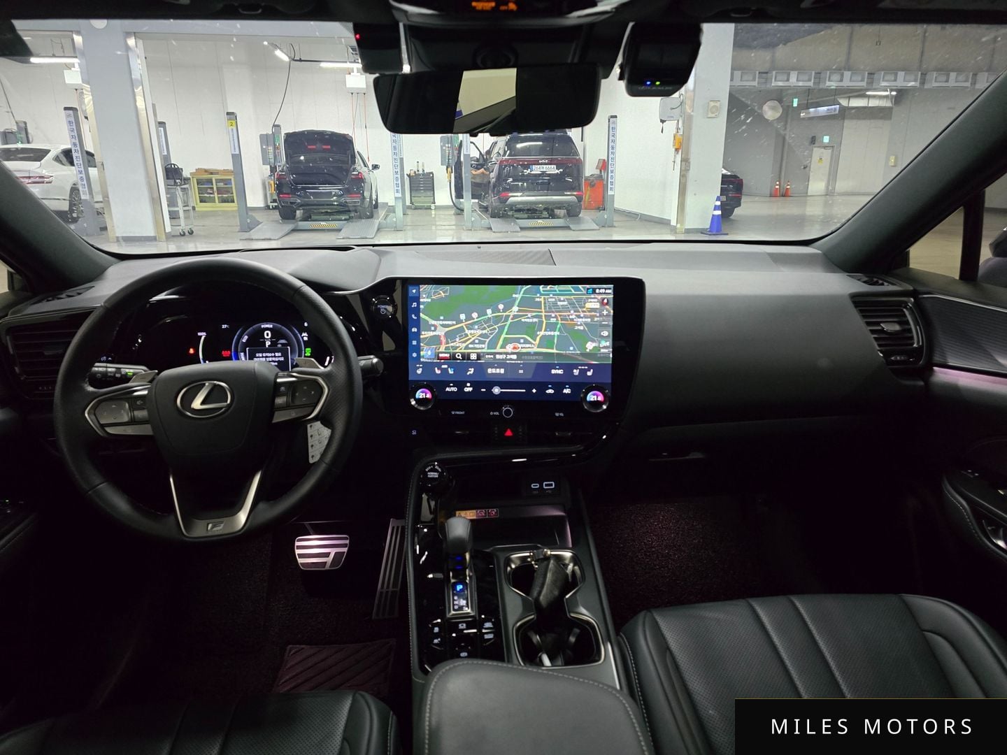 Лексус NX450h+ 2025 — миниатюра 9