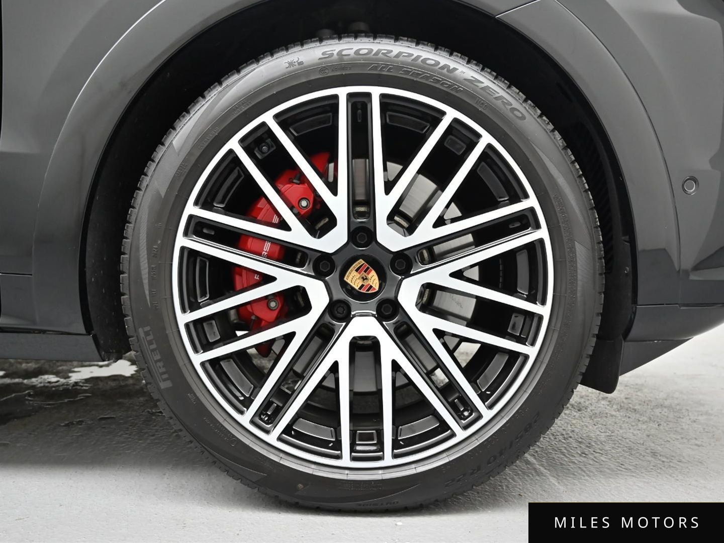 Porsche Cayenne 2025 — миниатюра 5