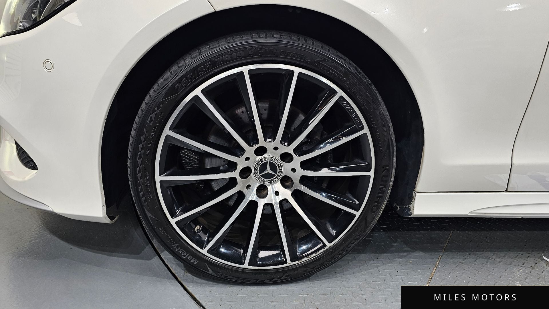Mercedes-Benz CLS-Class W218 2017 — миниатюра 5
